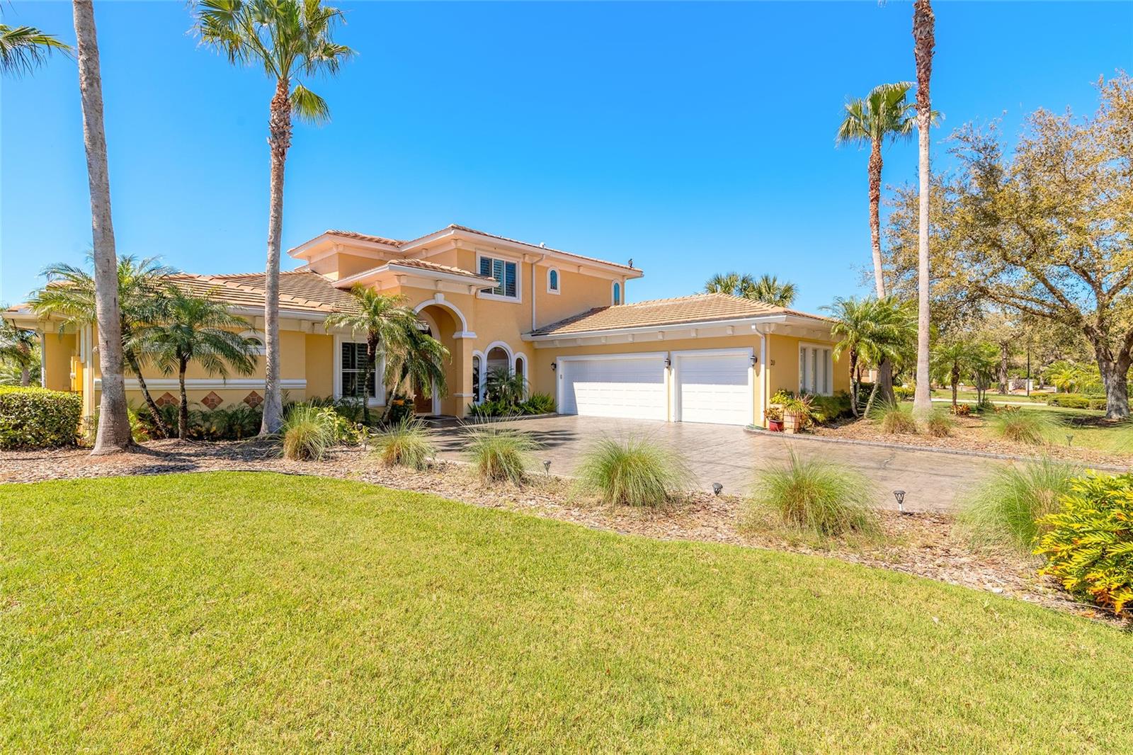 Photo of 20 PROMENADE AT LIONSPAW DAYTONA BEACH FL 32124