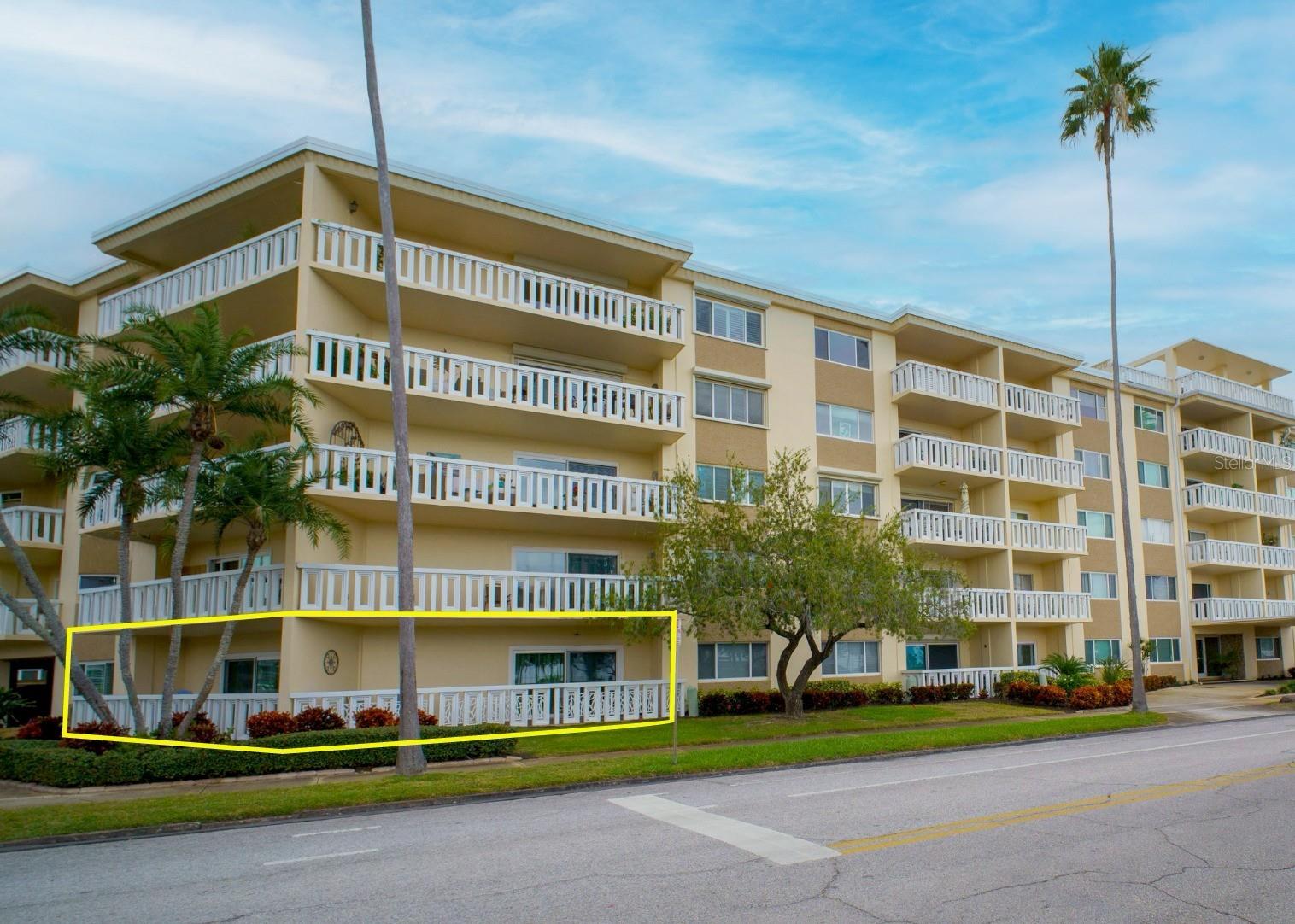 Photo of 1200 N SHORE DRIVE #102 ST PETERSBURG FL 33701
