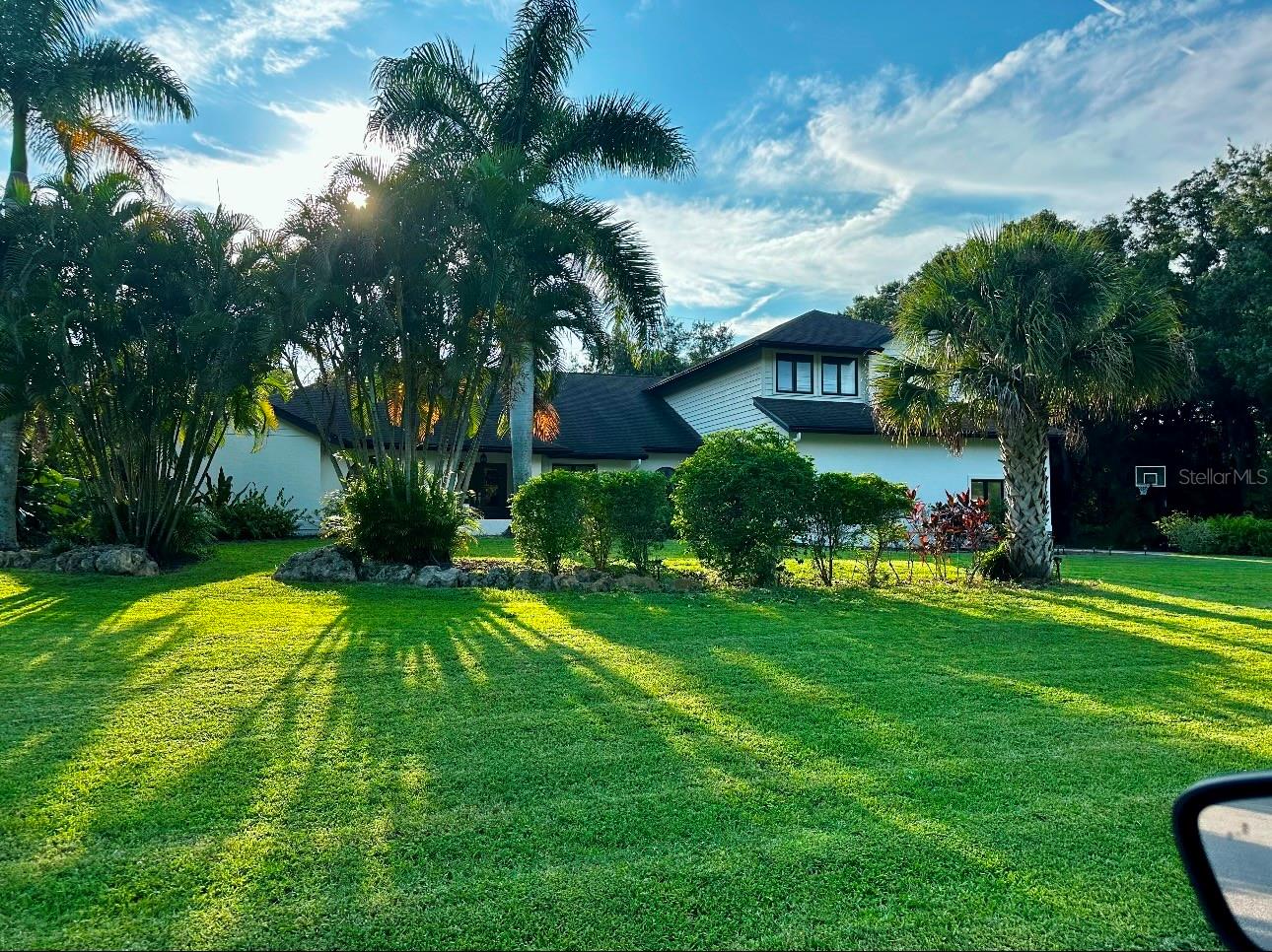 Photo of 4588 BAYCEDAR LANE SARASOTA FL 34241
