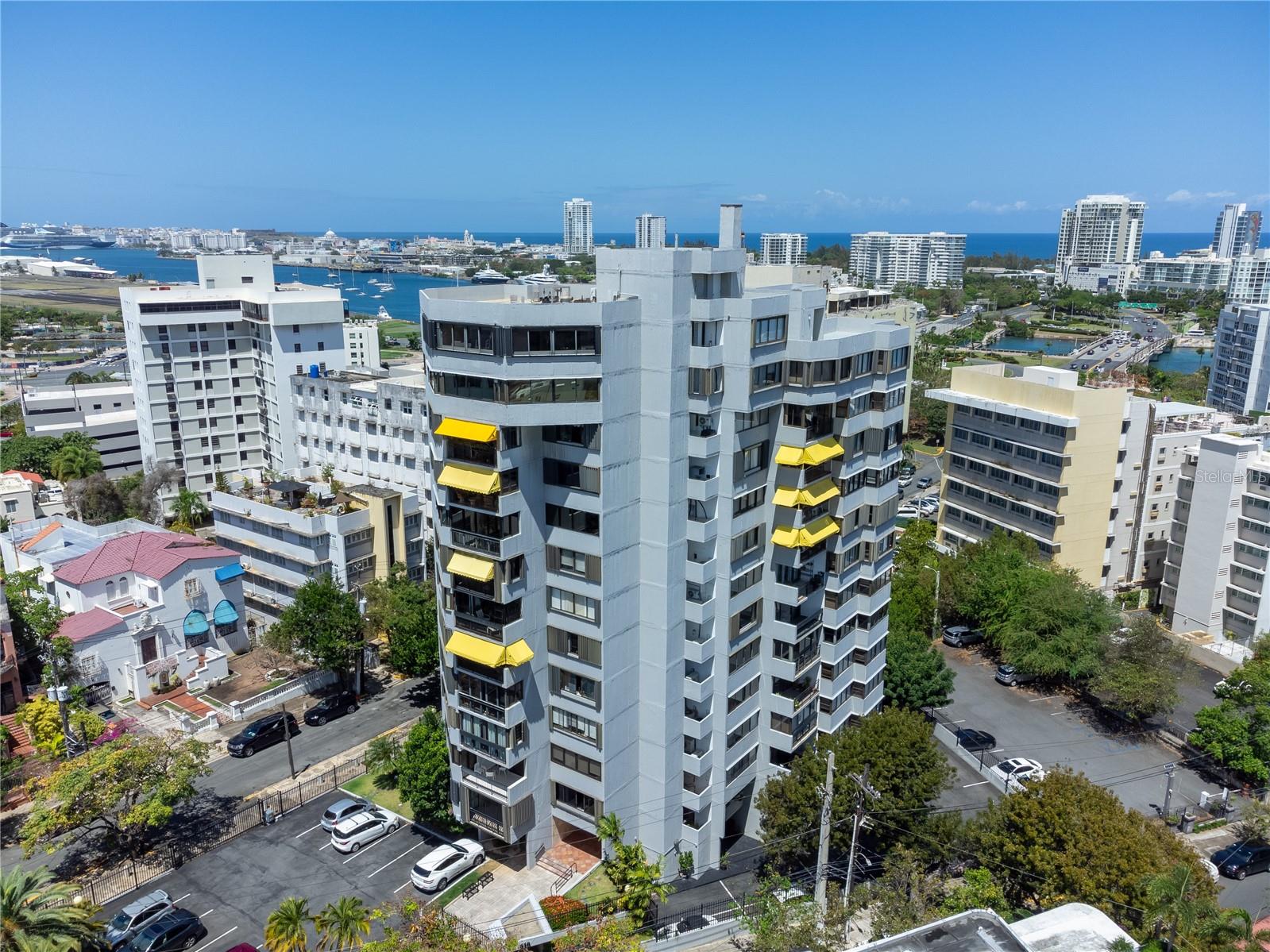 Photo of 610 AVE. MIRAMAR #5-B SAN JUAN PR 00936
