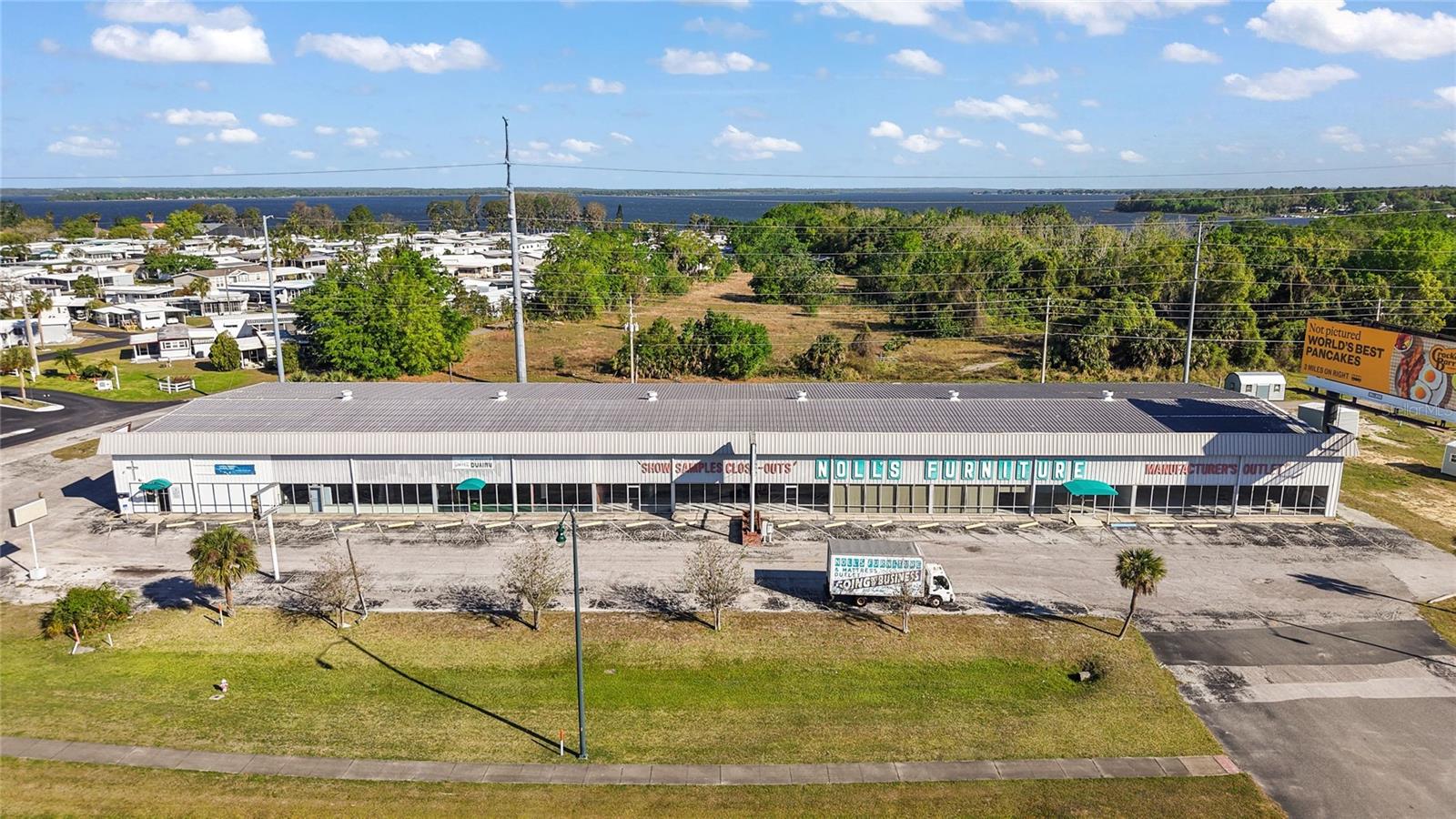 Photo of 2104 US HIGHWAY 441 LEESBURG FL 34748