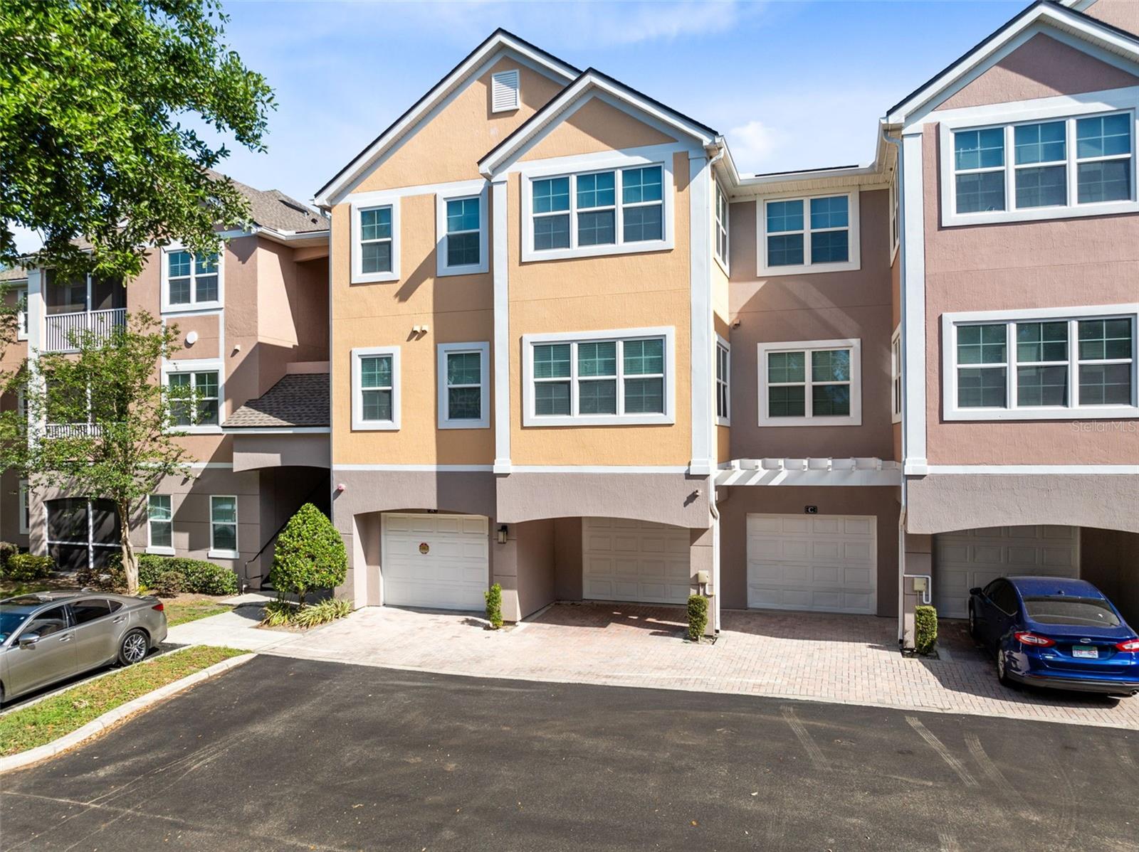 Photo of 6685 QUEENS BOROUGH AVENUE #202 ORLANDO FL 32835