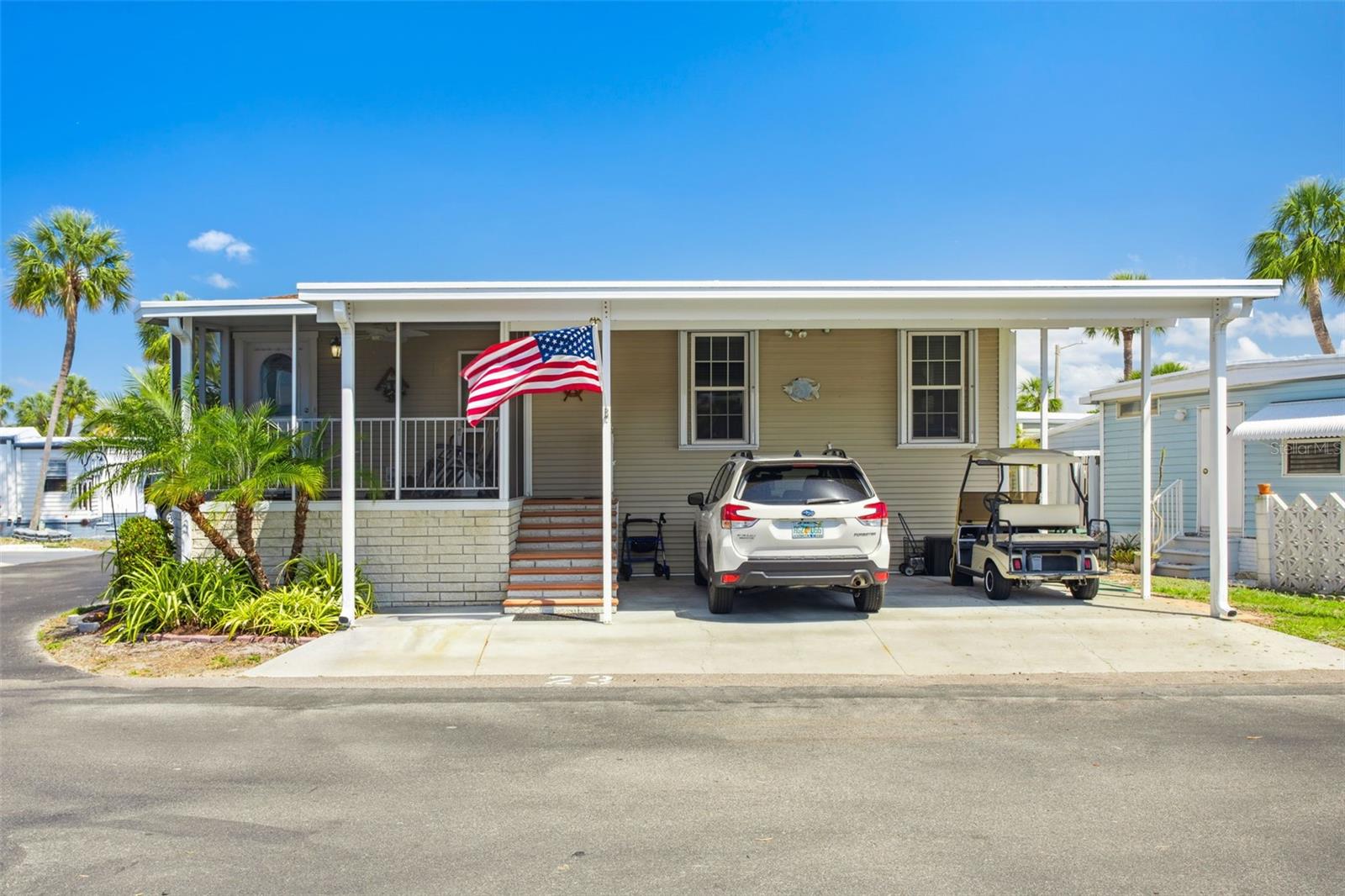 Photo of 4851 W GANDY BOULEVARD #B09L23 TAMPA FL 33611