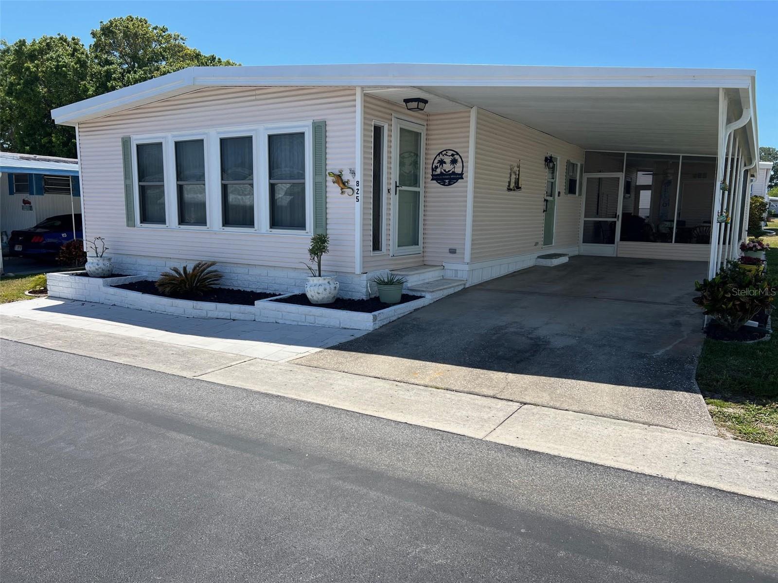 Photo of 825 COCONUT PALM STREET LARGO FL 33778