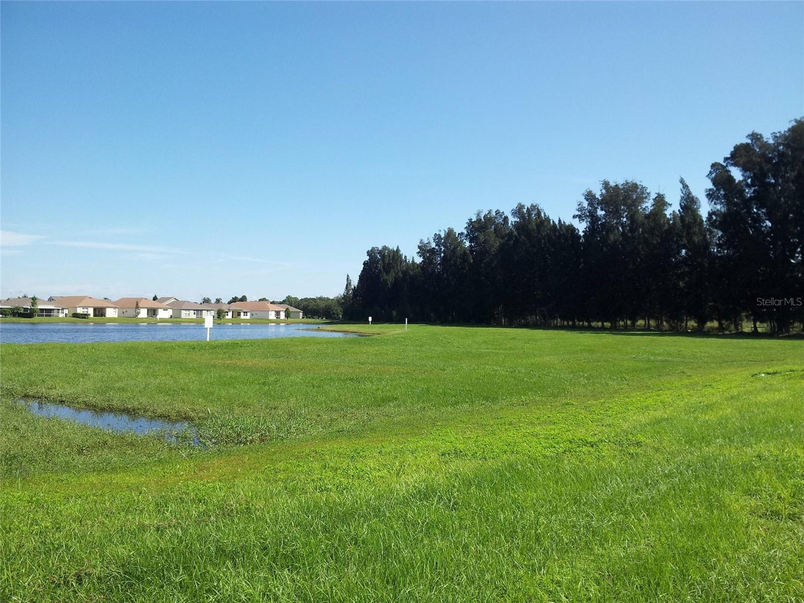 Photo of 962 E SHELL POINTE ROAD RUSKIN FL 33570