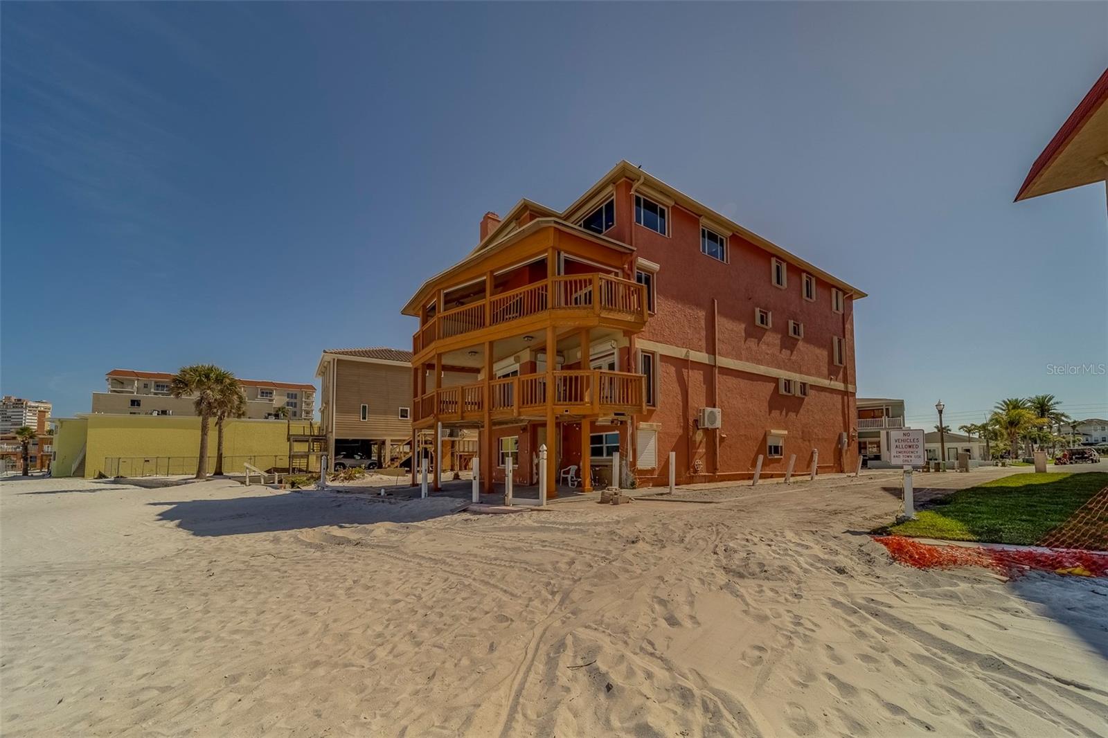 Photo of 17606 LEE AVENUE REDINGTON SHORES FL 33708