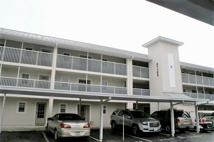 Photo of 21103 PATIO VIEW COURT #3302 LUTZ FL 33558