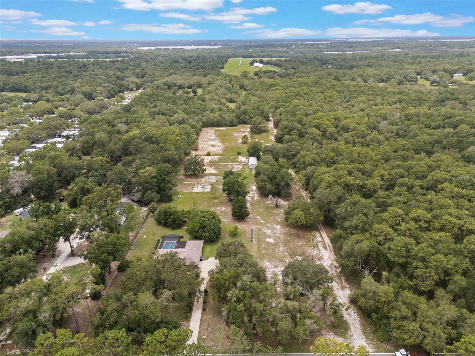 Photo of 5226 ROUND LAKE ROAD APOPKA FL 32712