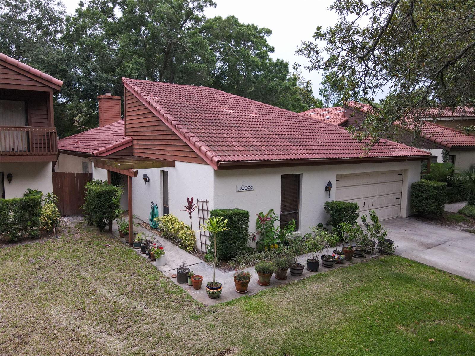 Photo of 1053 W PEBBLE BEACH CIRCLE WINTER SPRINGS FL 32708