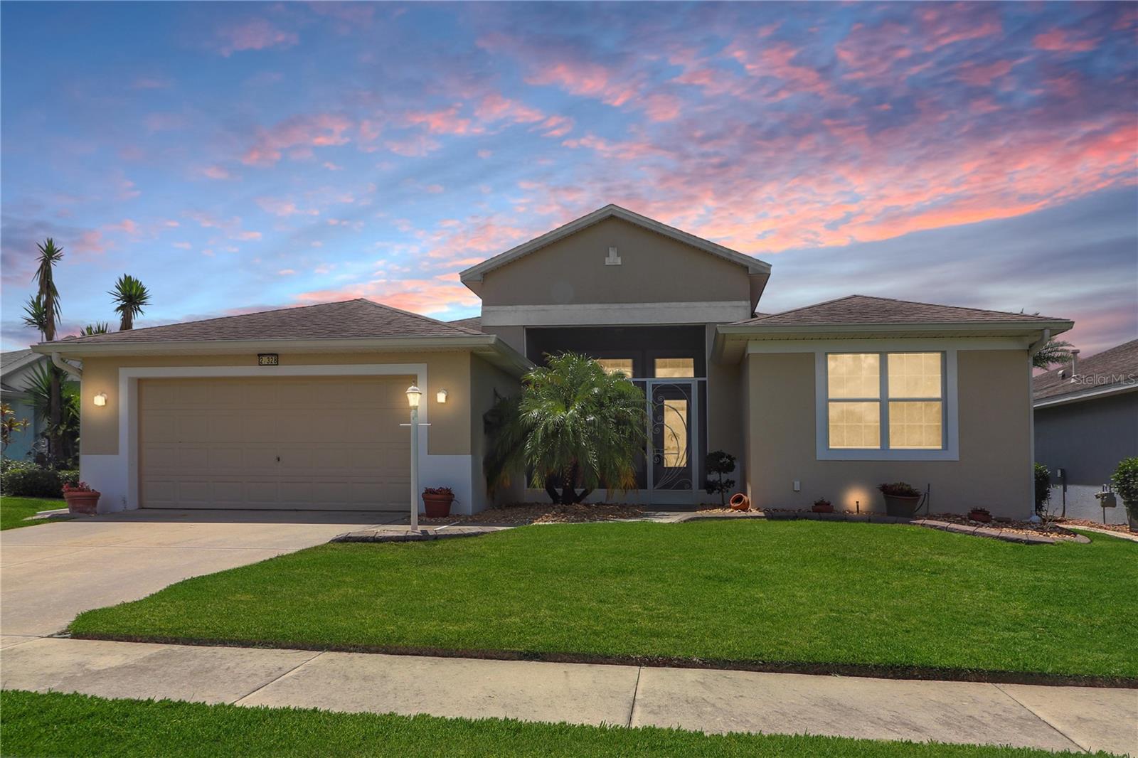 Photo of 27328 PINE STRAW ROAD LEESBURG FL 34748