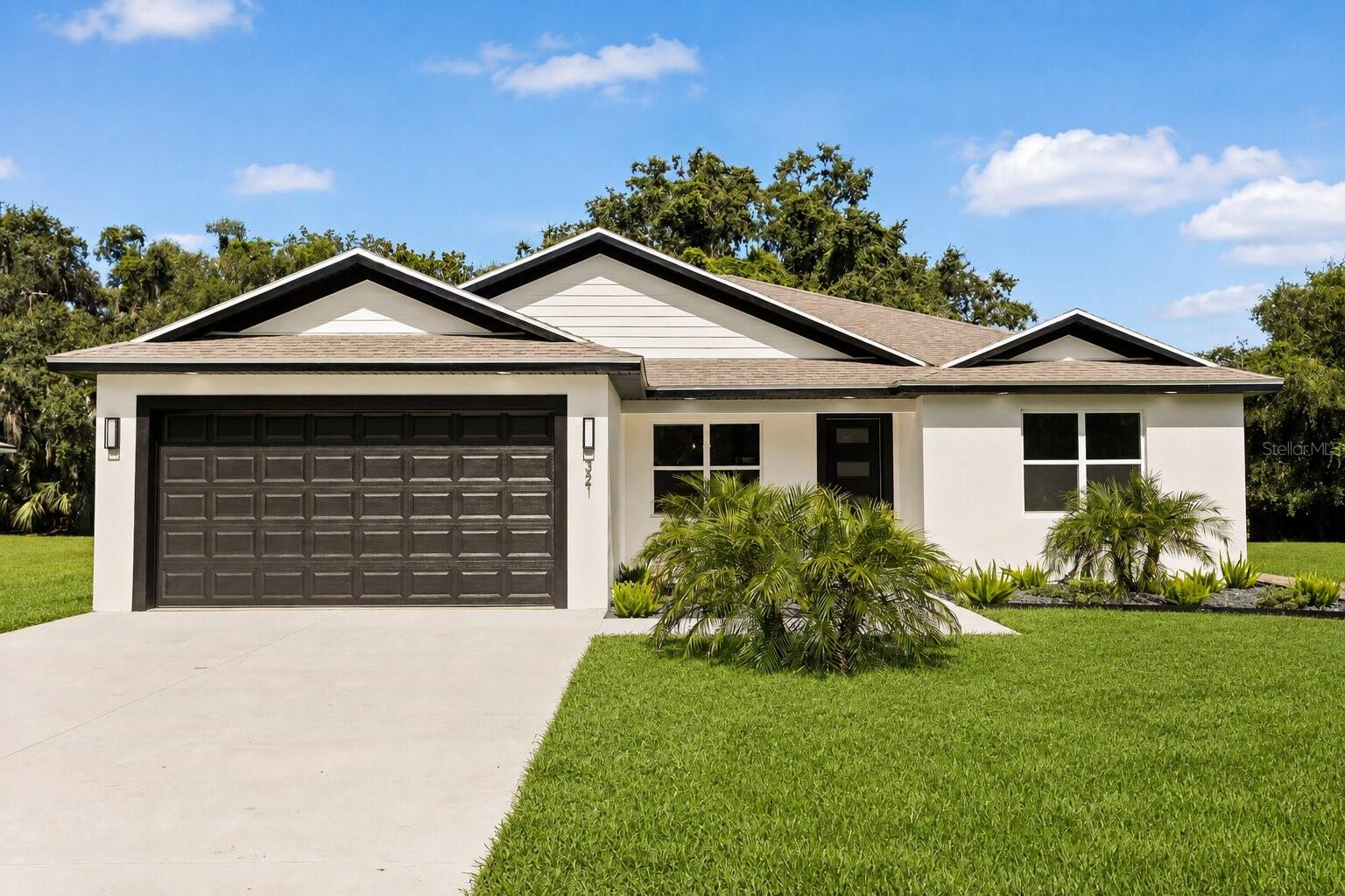 Photo of 321 WATER SHORE DRIVE LEESBURG FL 34748