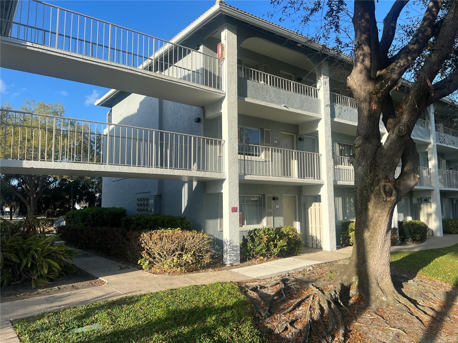 Photo of 133 OYSTER BAY CIRCLE #100 ALTAMONTE SPRINGS FL 32701