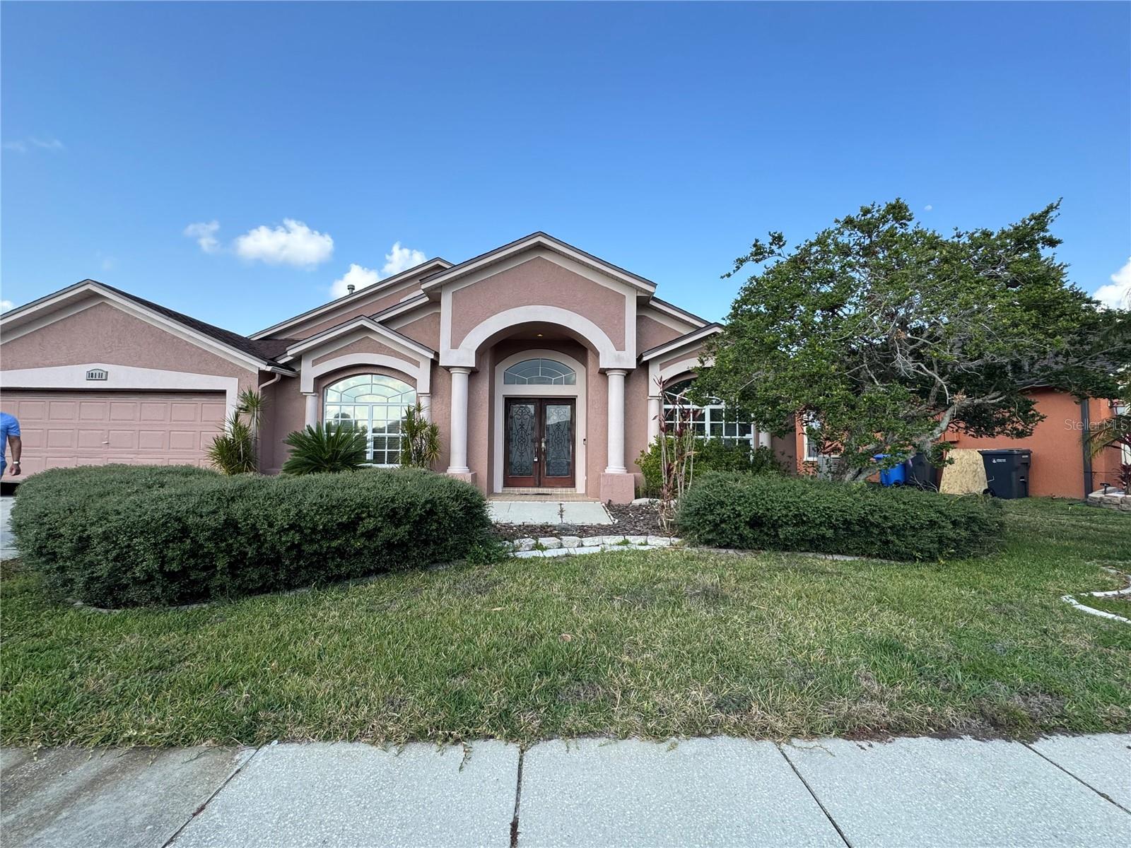 Photo of 18111 SWEET JASMINE DRIVE TAMPA FL 33647