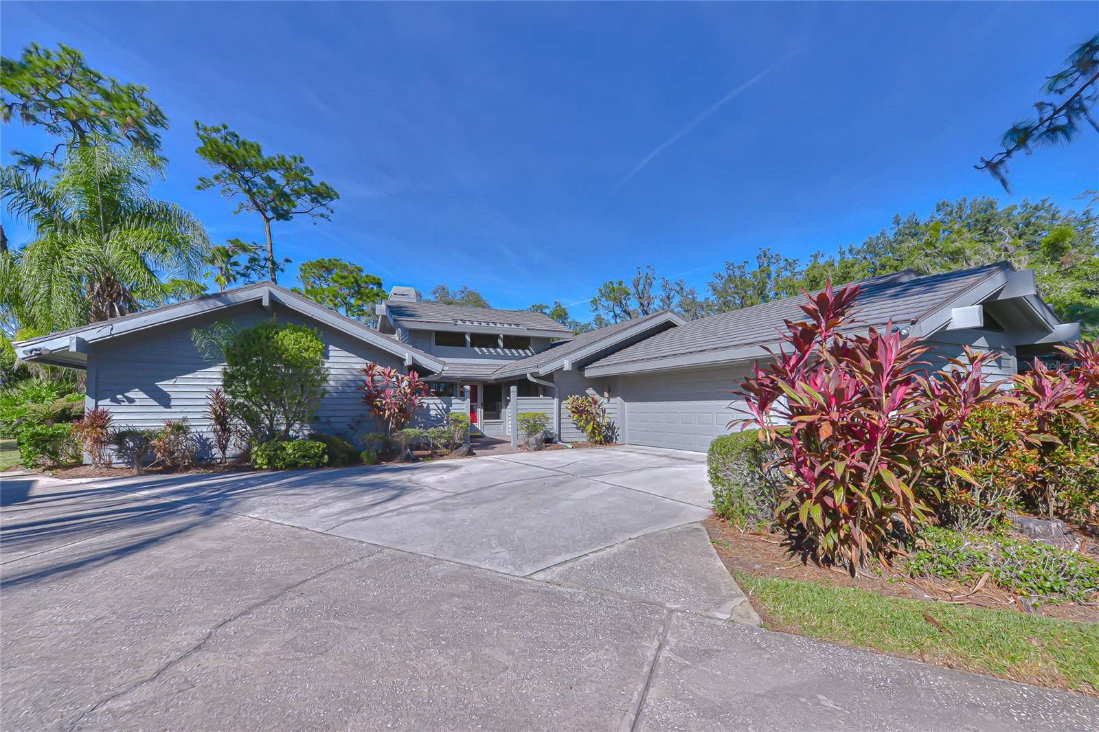Photo of 5355 COBBLESTONE COURT WESLEY CHAPEL FL 33543