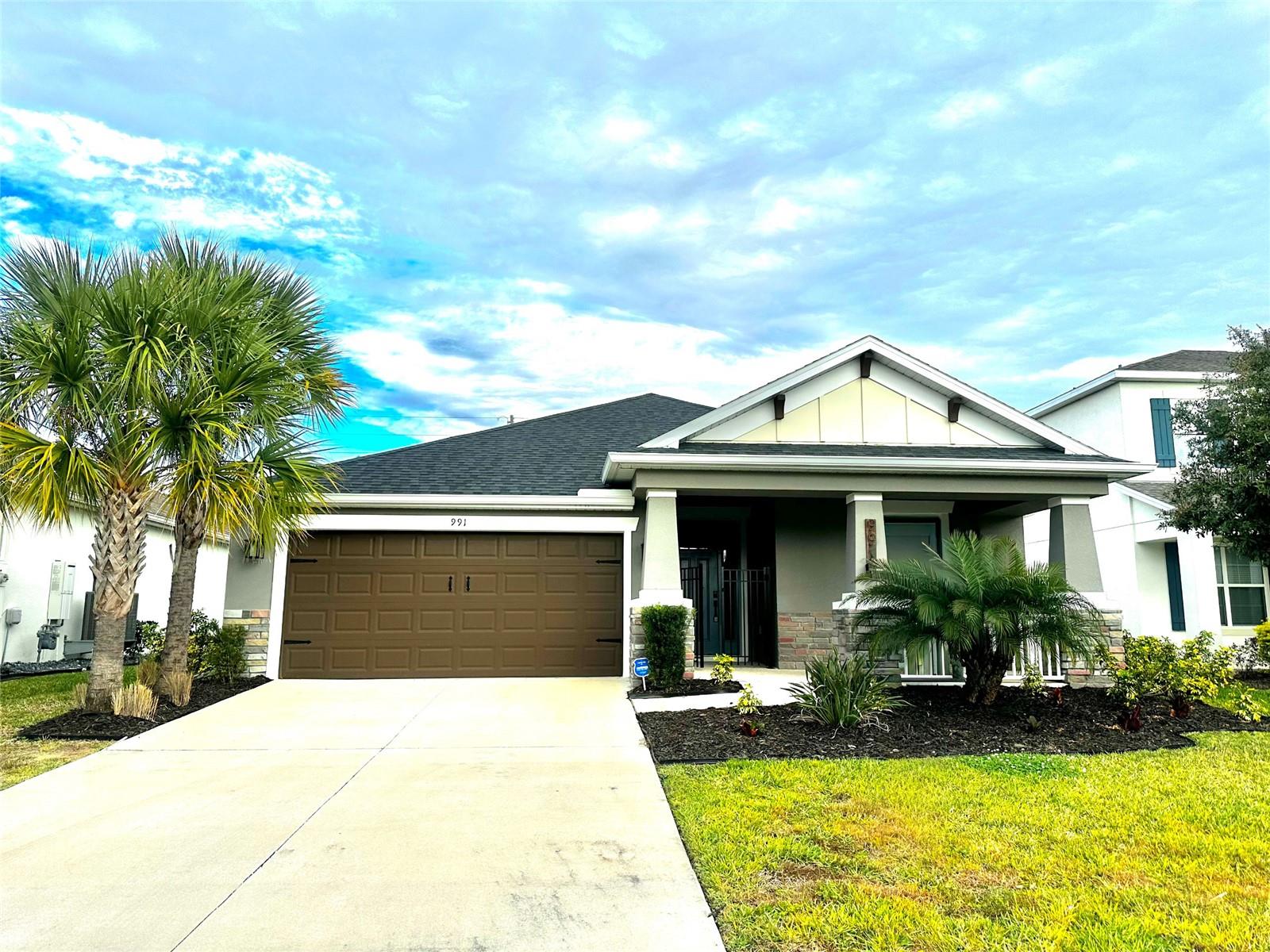 Photo of 991 LAKESIDE ESTATES DRIVE APOPKA FL 32703