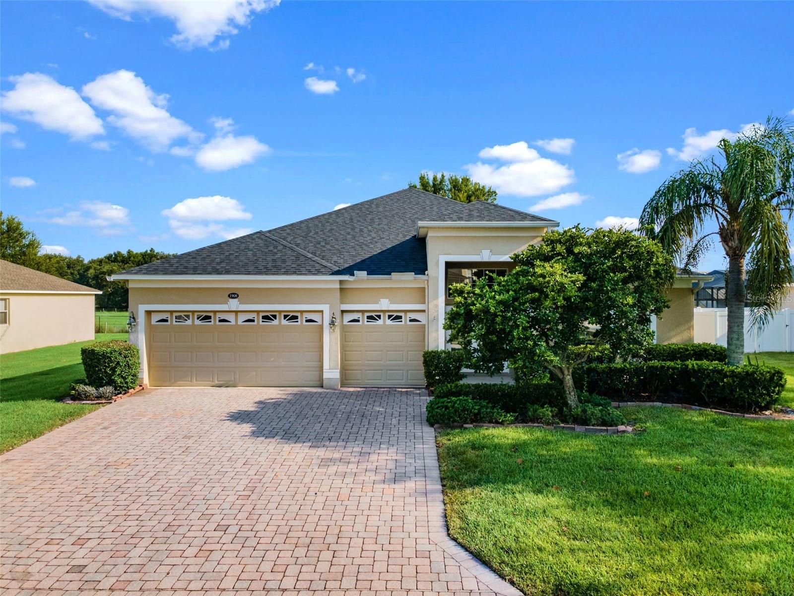 Photo of 1908 CROSSROADS BOULEVARD WINTER HAVEN FL 33881