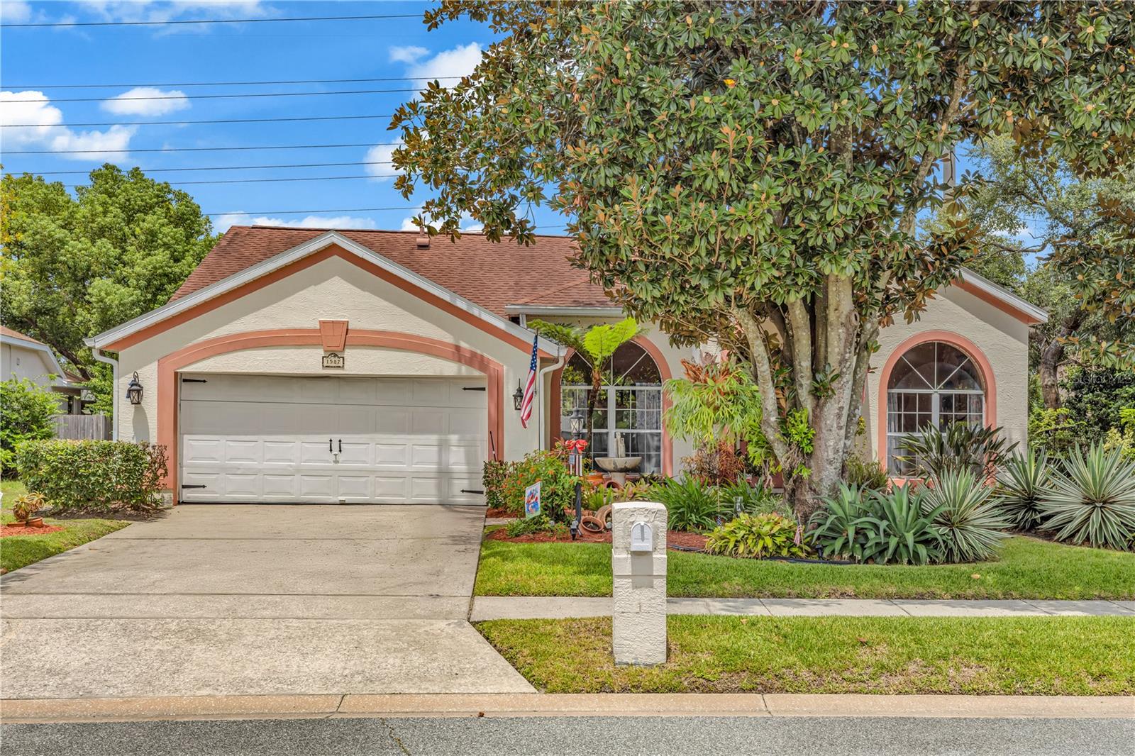 Photo of 1587 HUNTERS STAND RUN OVIEDO FL 32765
