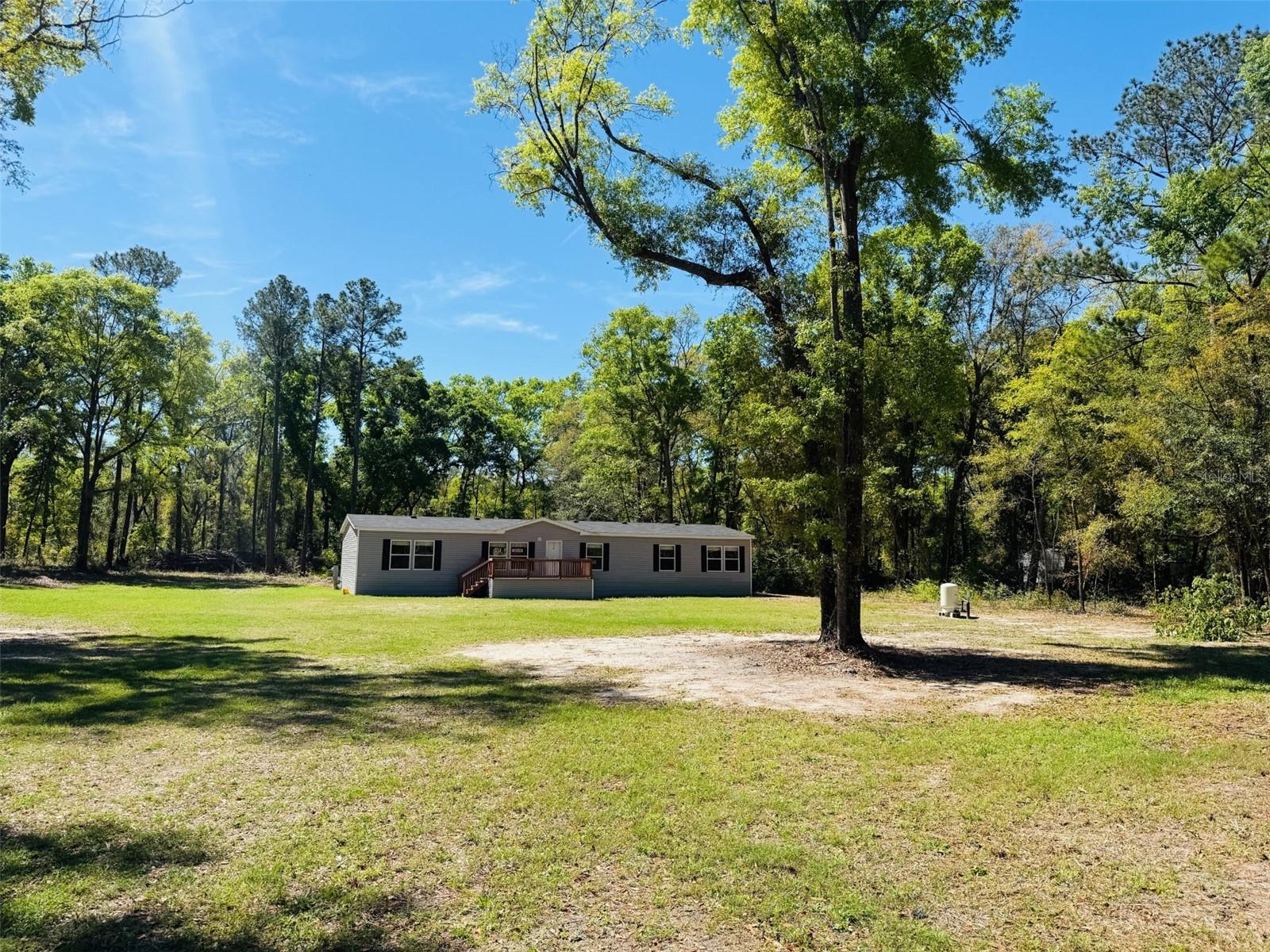 Photo of 7180 HWY 90 LIVE OAK FL 32060