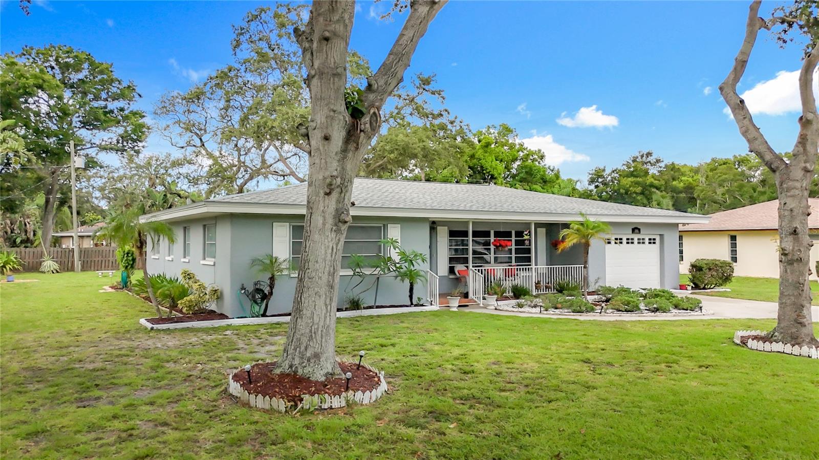 Photo of 108 INDIAN ROCKS ROAD BELLEAIR BLUFFS FL 33770
