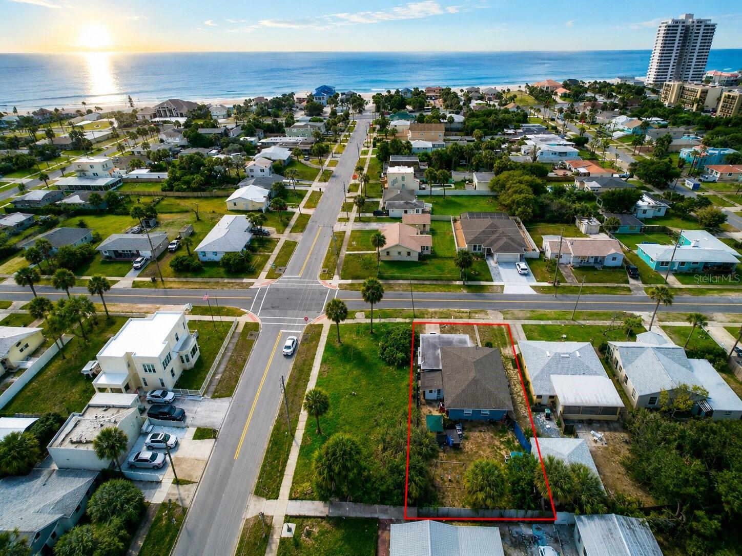 Photo of 1517 N GRANDVIEW AVENUE DAYTONA BEACH FL 32118