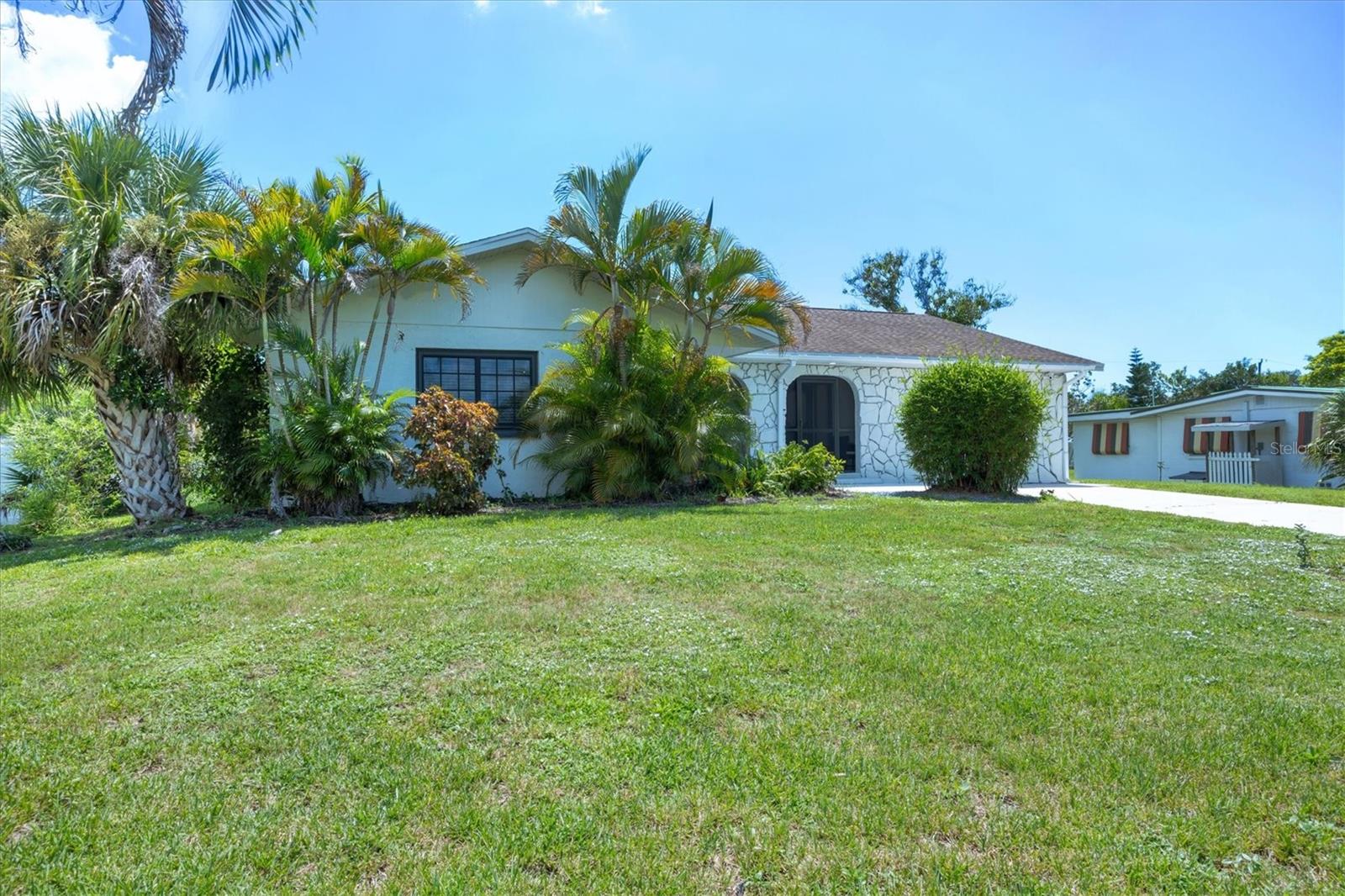 Photo of 879 E 2ND STREET ENGLEWOOD FL 34223