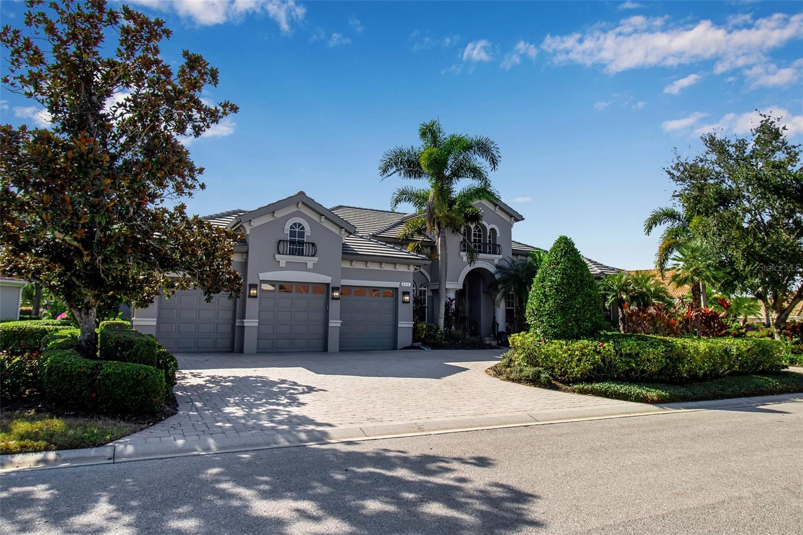 Photo of 8116 LONE TREE GLEN LAKEWOOD RANCH FL 34202