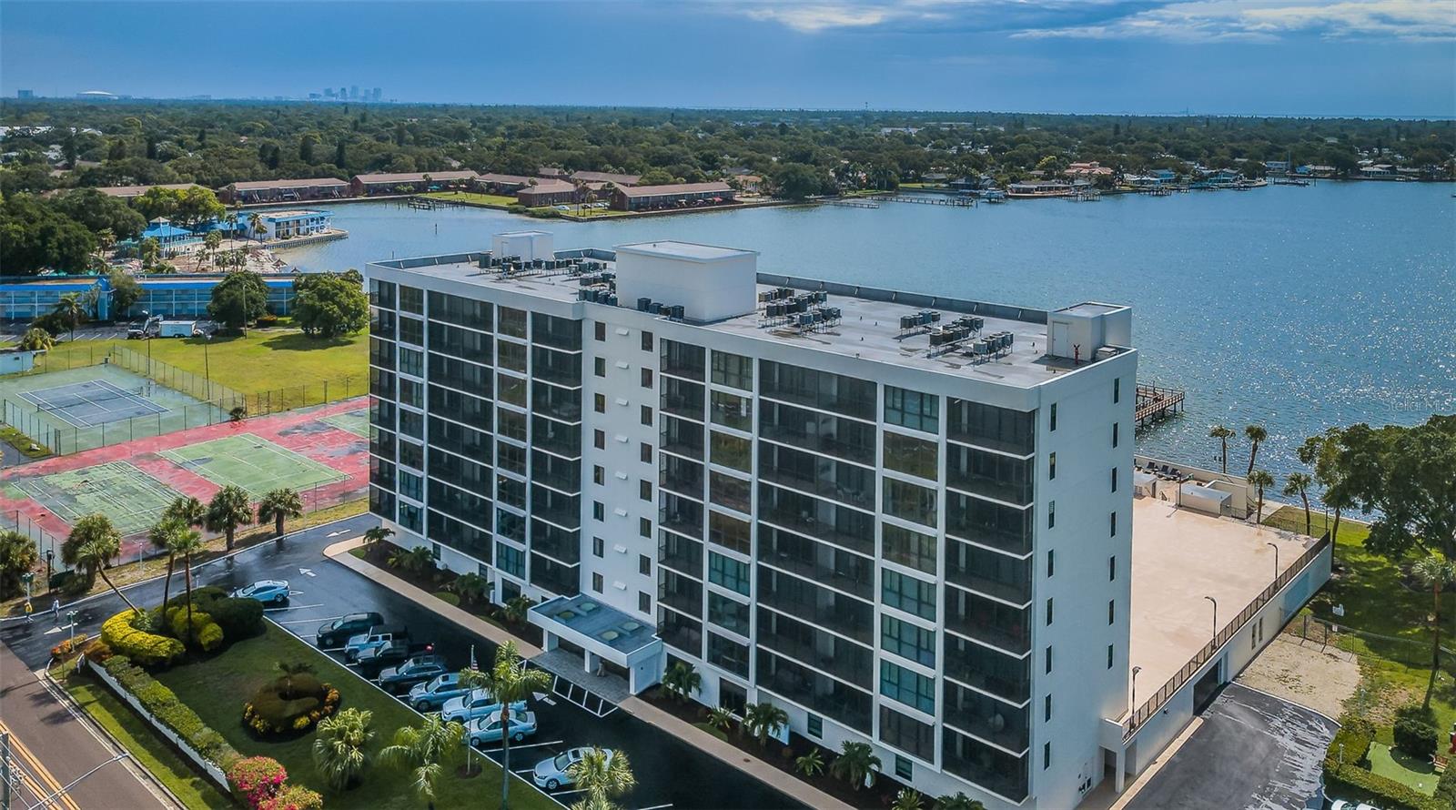 Photo of 7100 SUNSHINE SKYWAY LANE #608 ST PETERSBURG FL 33711