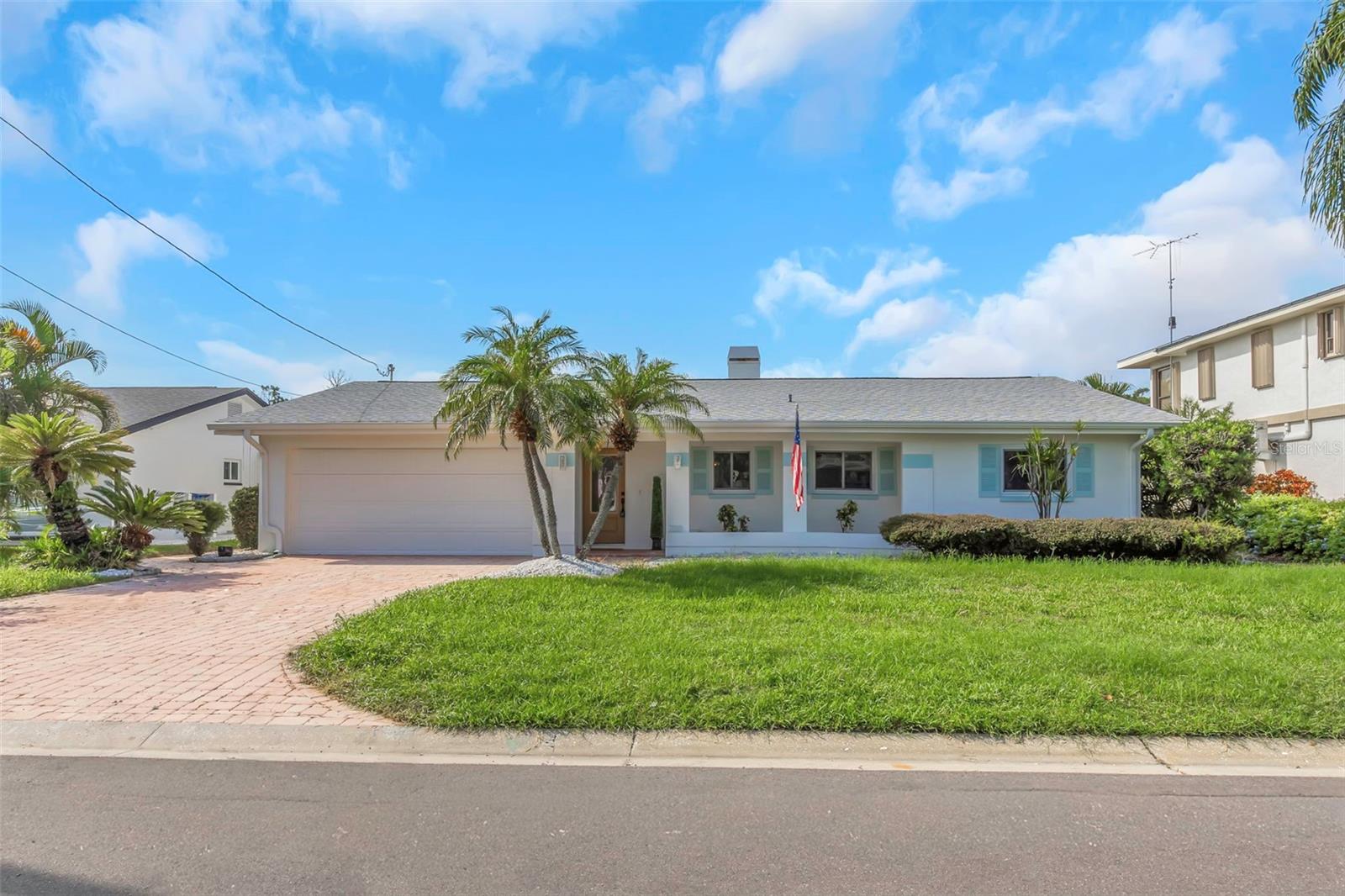 Photo of 220 DRIFTWOOD DRIVE PALM HARBOR FL 34683