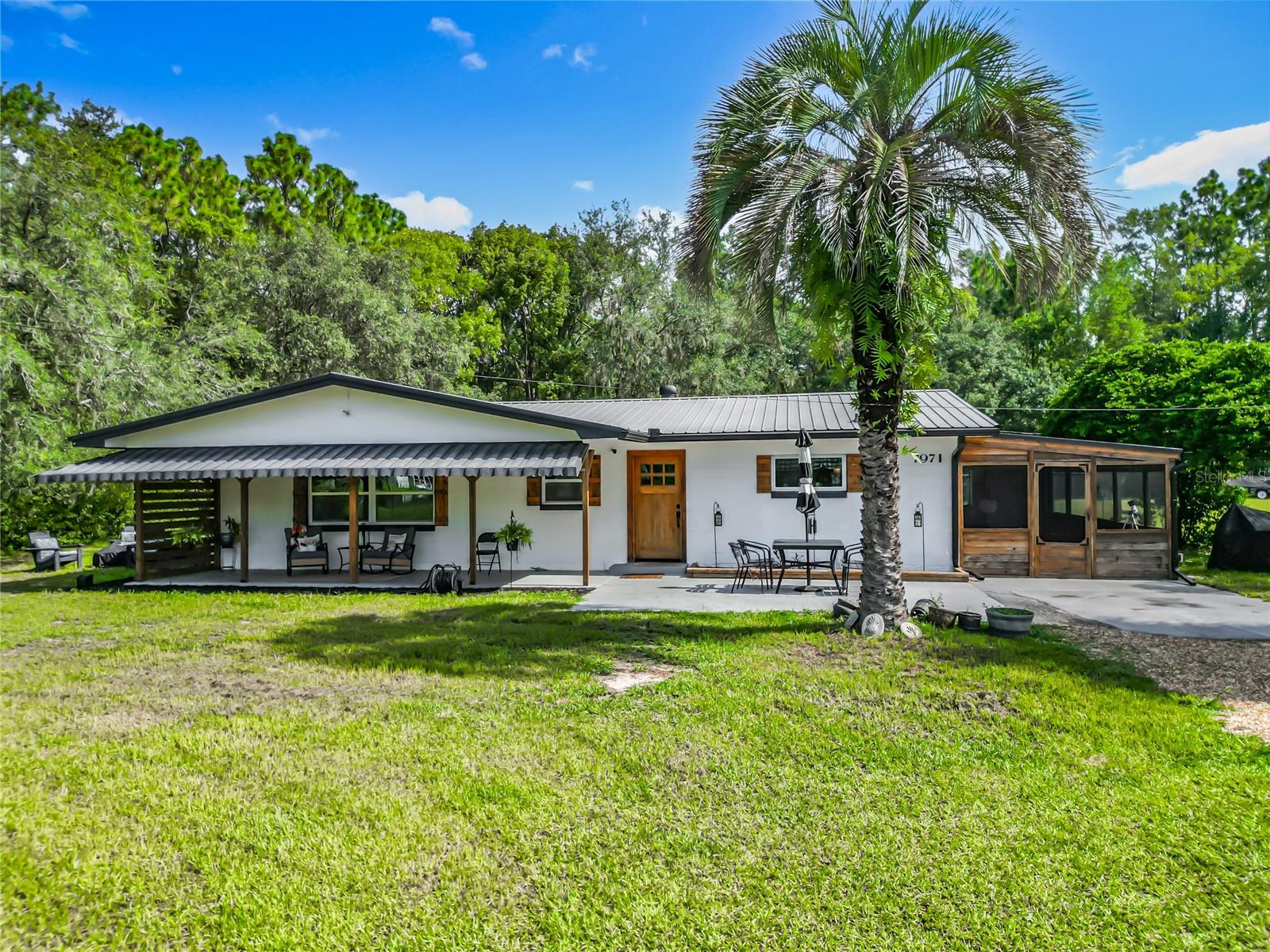 Photo of 7971 E HIGHWAY 25 BELLEVIEW FL 34420