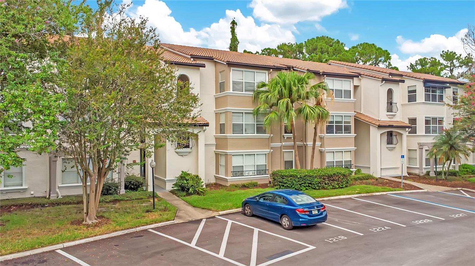 Photo of 5148 CONROY ROAD #12 ORLANDO FL 32811