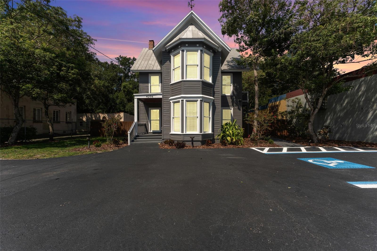 Photo of 4206 NEBRASKA AVENUE TAMPA FL 33603