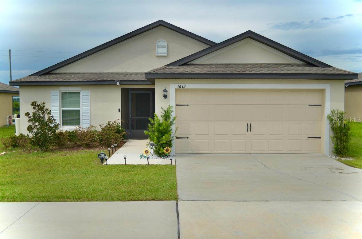 Photo of 1639 SWAN LAKE CIRCLE DUNDEE FL 33838