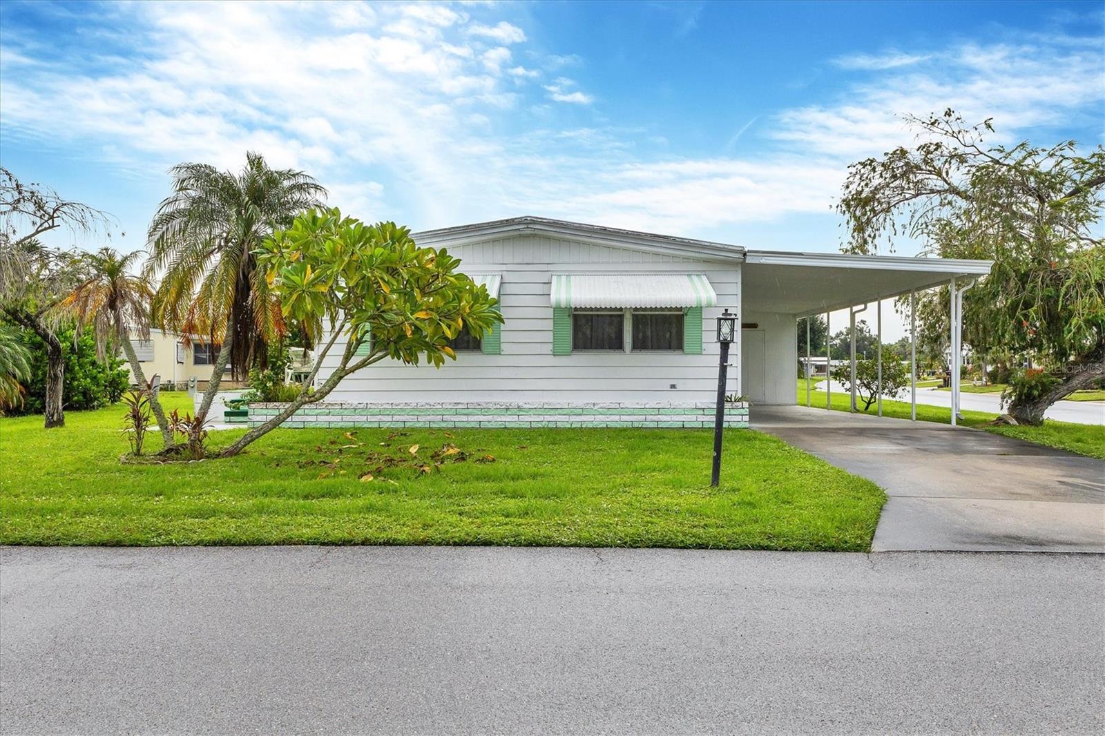 Photo of 6710 36TH AVENUE #52 PALMETTO FL 34221
