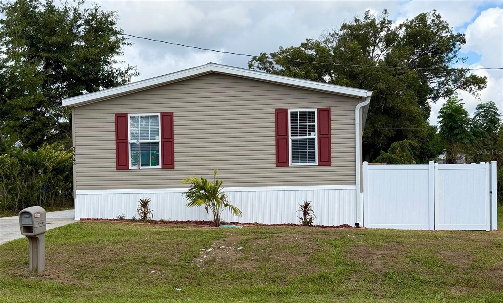 Photo of 37743 GEIGER ROAD ZEPHYRHILLS FL 33542