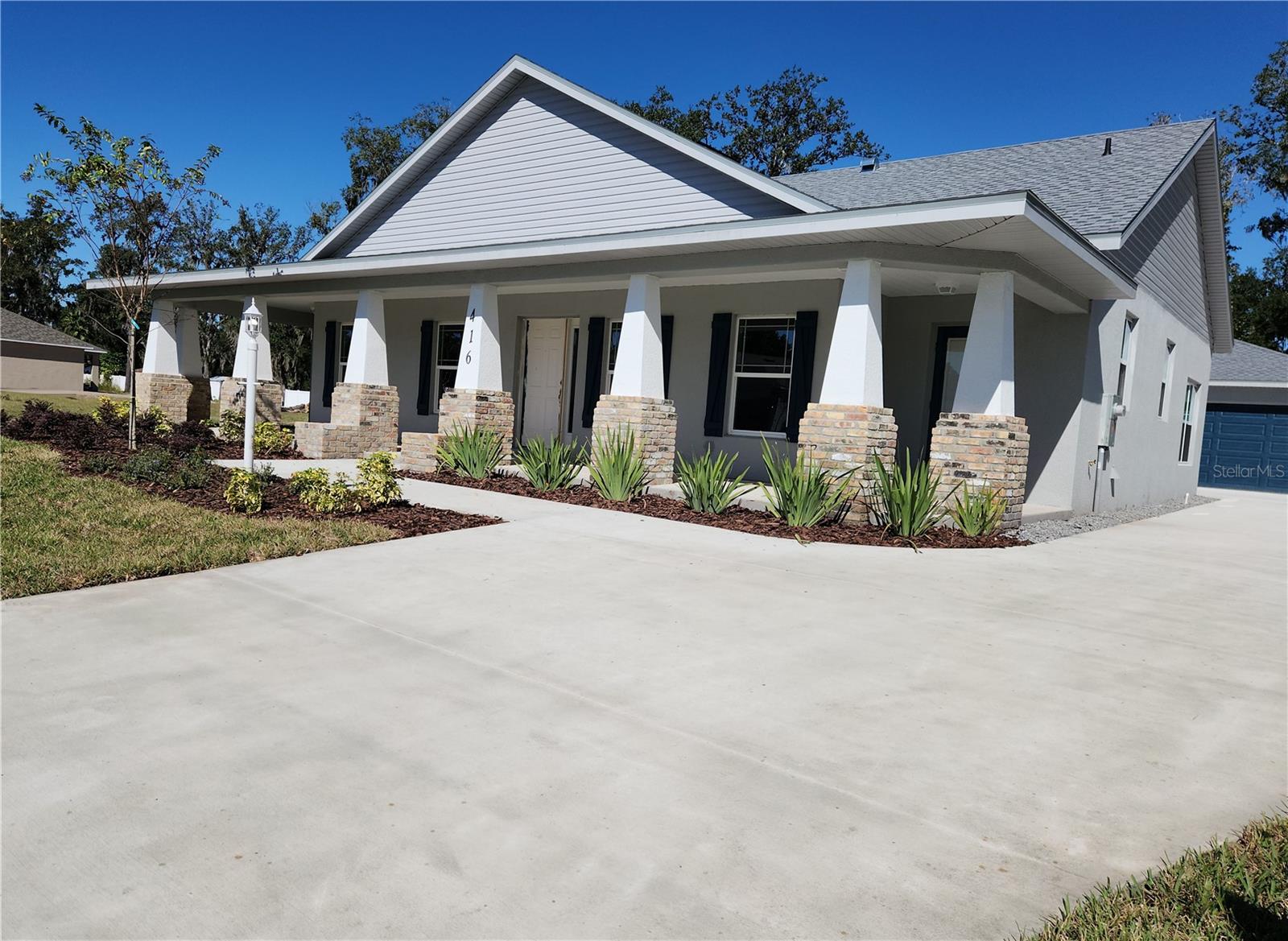 Photo of 416 SHANNON ESTATES COURT PLANT CITY FL 33563