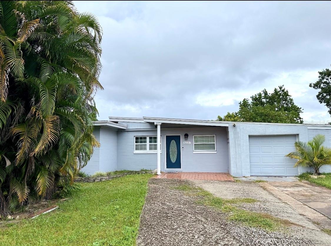 Photo of 6021 YUCATAN DRIVE ORLANDO FL 32807