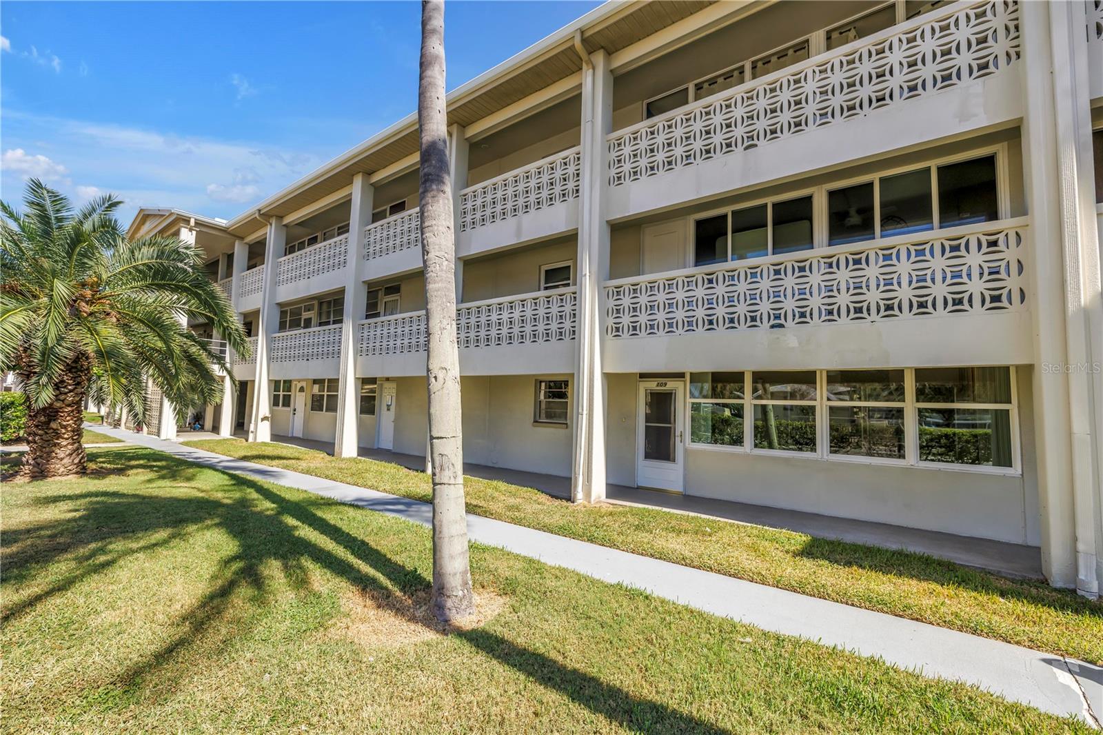 Photo of 4455 DUHME ROAD #109 ST PETERSBURG FL 33708