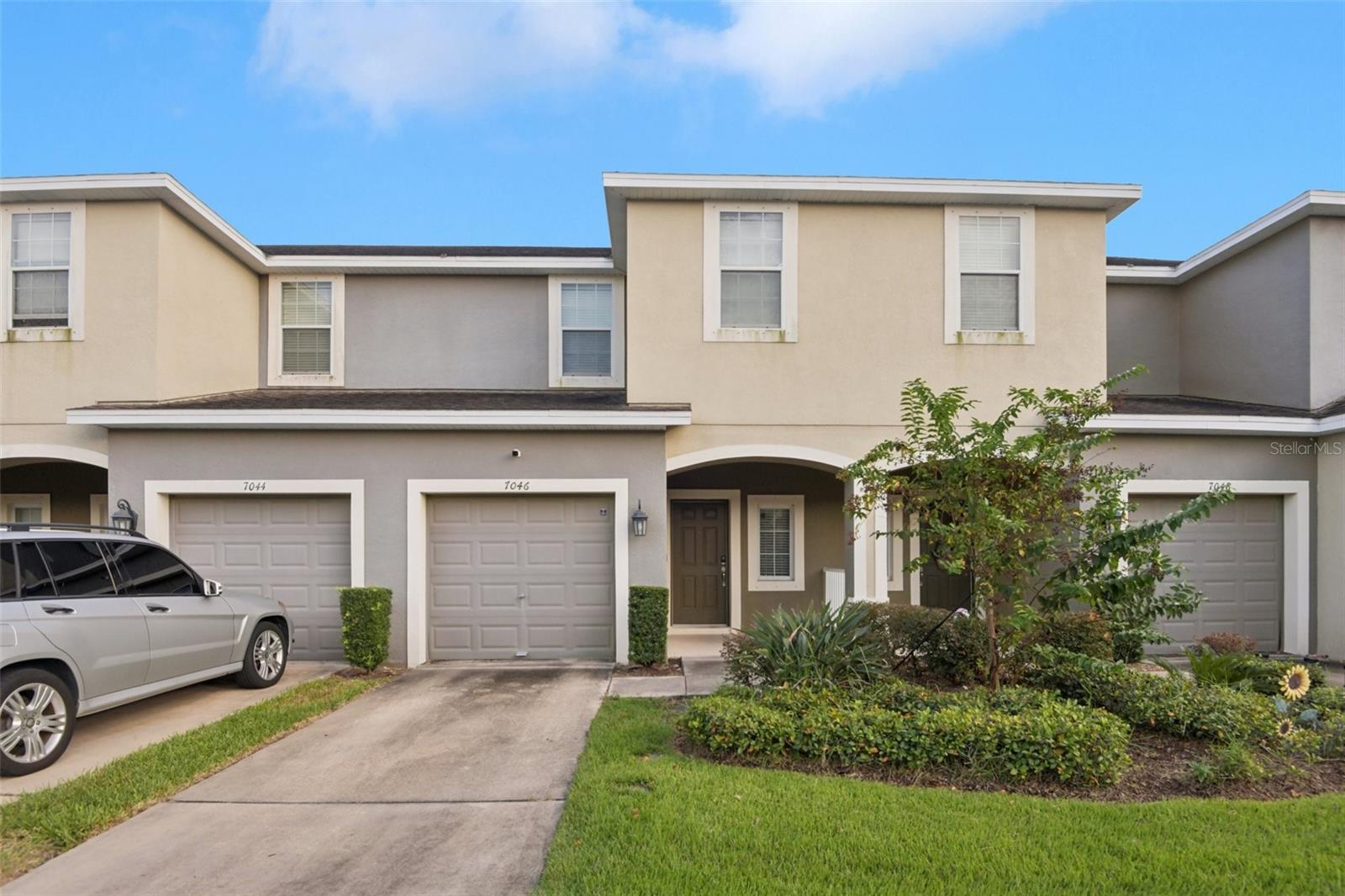 Photo of 7046 TOWNE LAKE ROAD RIVERVIEW FL 33578
