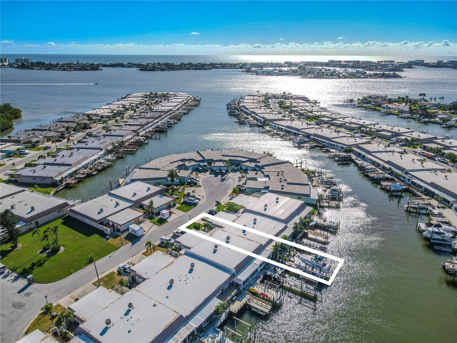 Photo of 345 BOCA CIEGA POINT BOULEVARD #409 ST PETERSBURG FL 33708