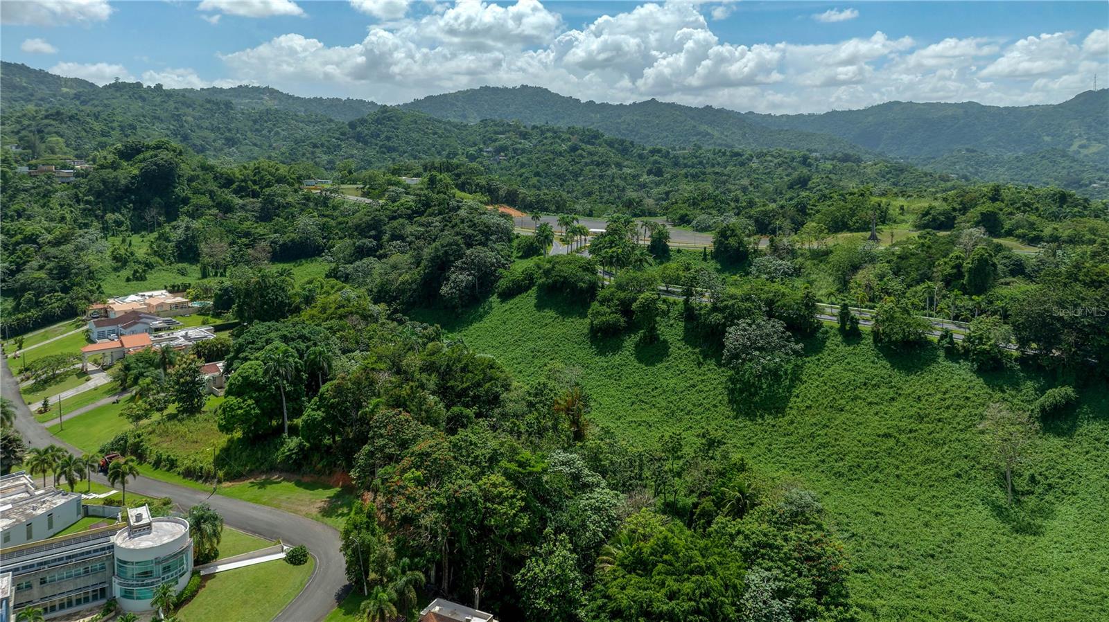 Photo of Lot-C42/43 VALLE ESCONDIDO GUAYNABO PR 00971