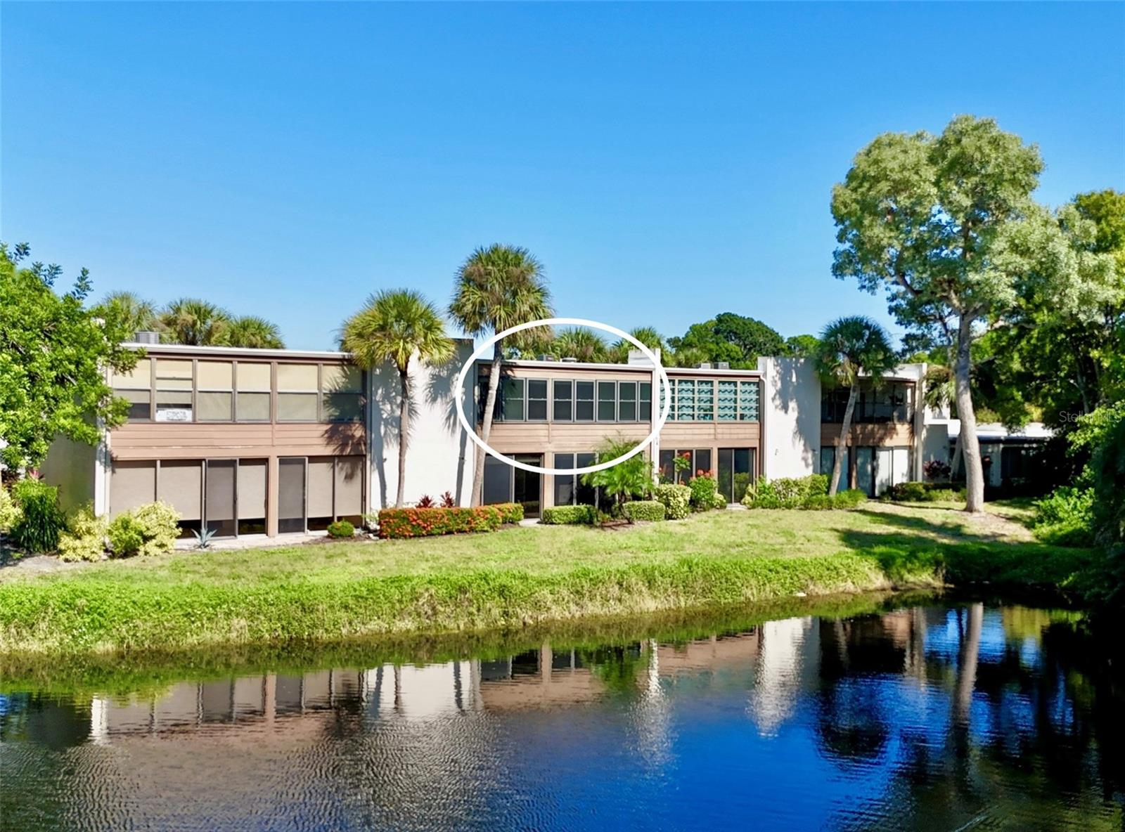 Photo of 182 PINENEEDLE DRIVE BRADENTON FL 34210