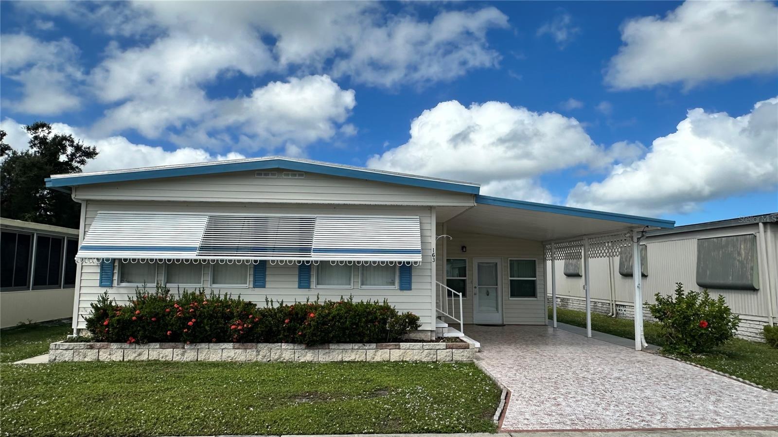 Photo of 5619 BAYSHORE ROAD #163 PALMETTO FL 34221