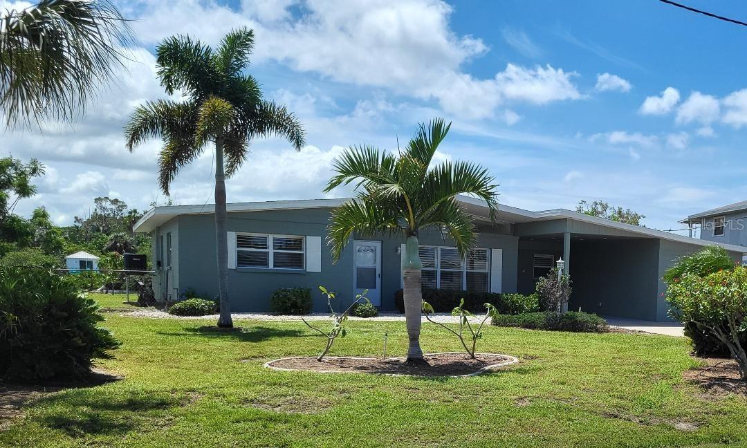 Photo of 828 BLUE HERON BOULEVARD RUSKIN FL 33570