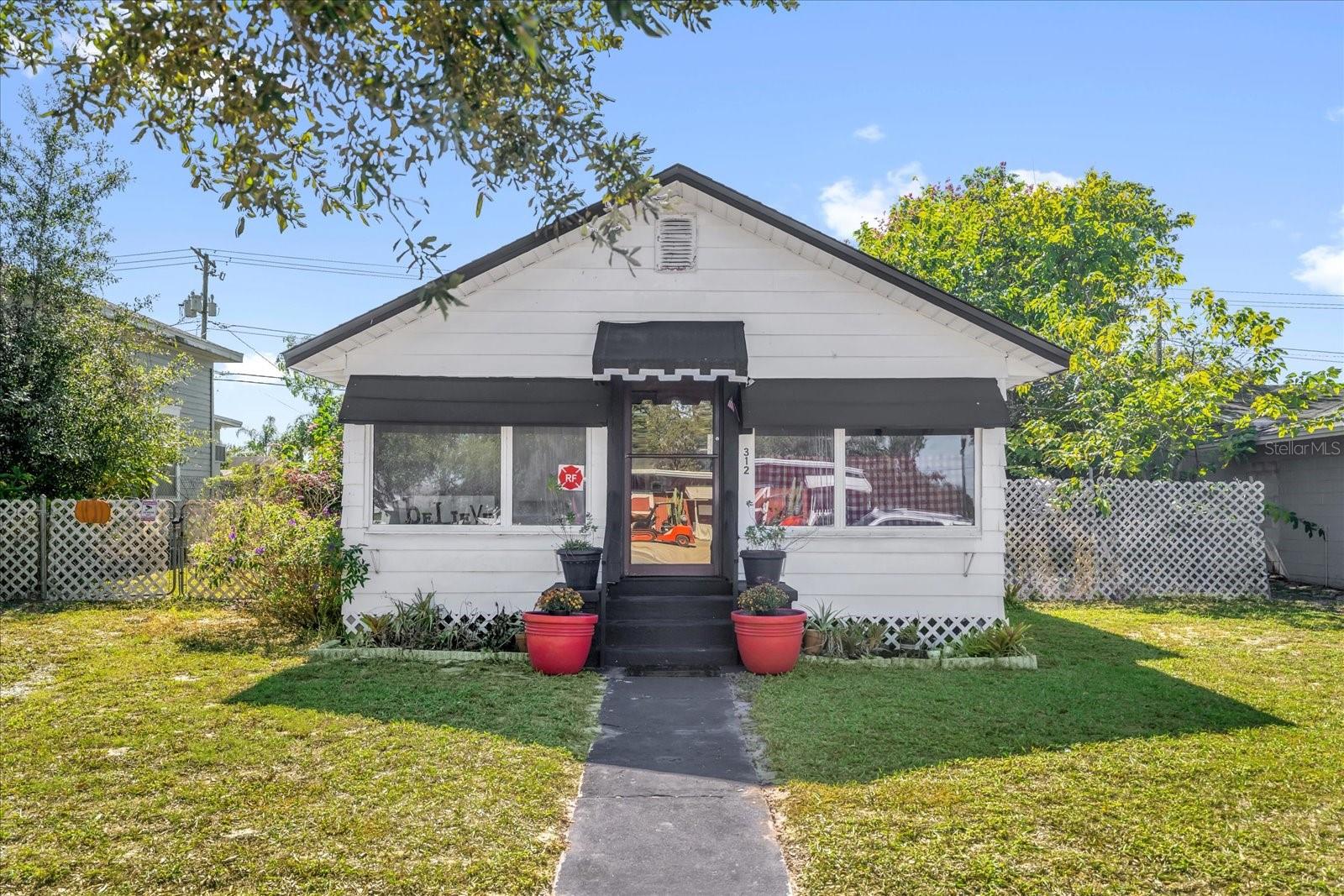 Photo of 312 E MAIN STREET DUNDEE FL 33838