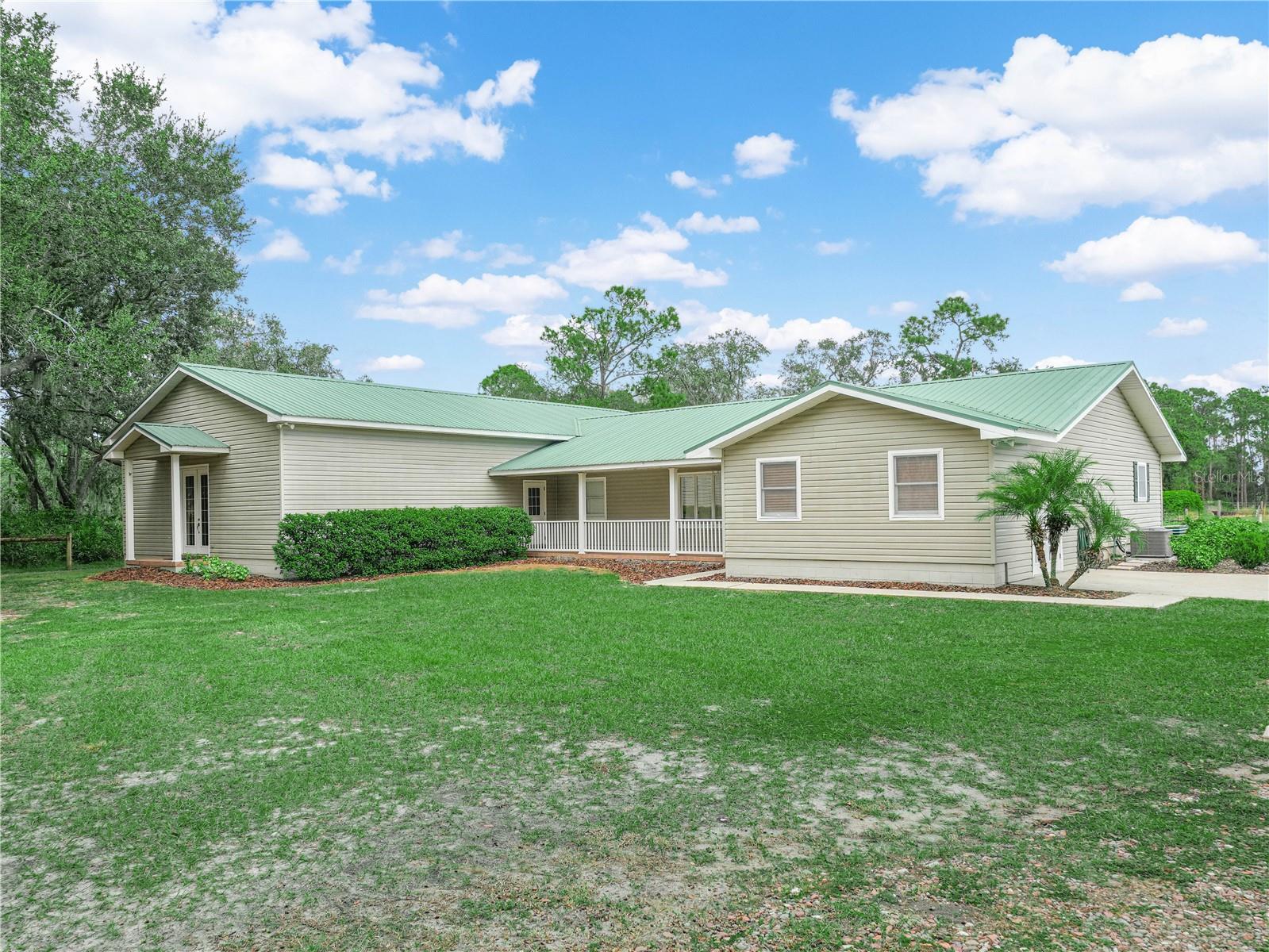 Photo of 3963 MAMMOTH GROVE ROAD LAKE WALES FL 33898