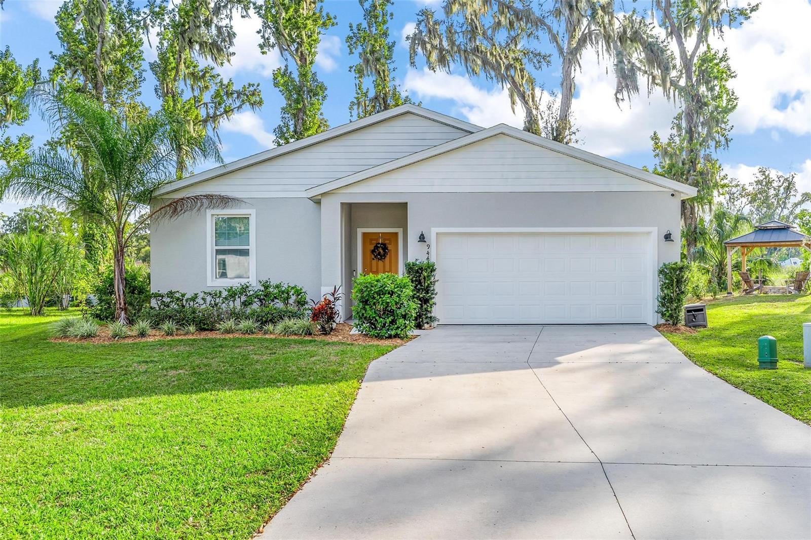 Photo of 944 BELLE OAK DRIVE LEESBURG FL 34748
