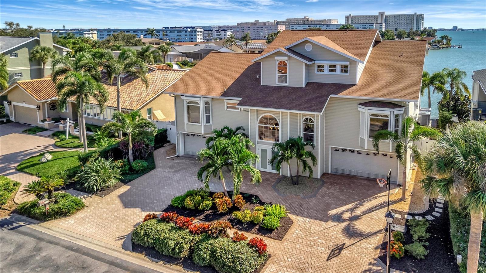 Photo of 5918 SKIMMER POINT BOULEVARD GULFPORT FL 33707
