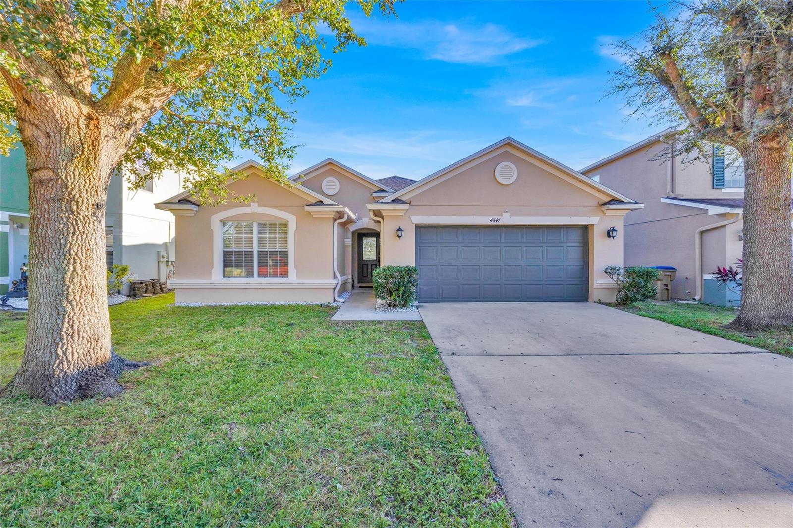 Photo of 4647 CAVERNS DRIVE KISSIMMEE FL 34758