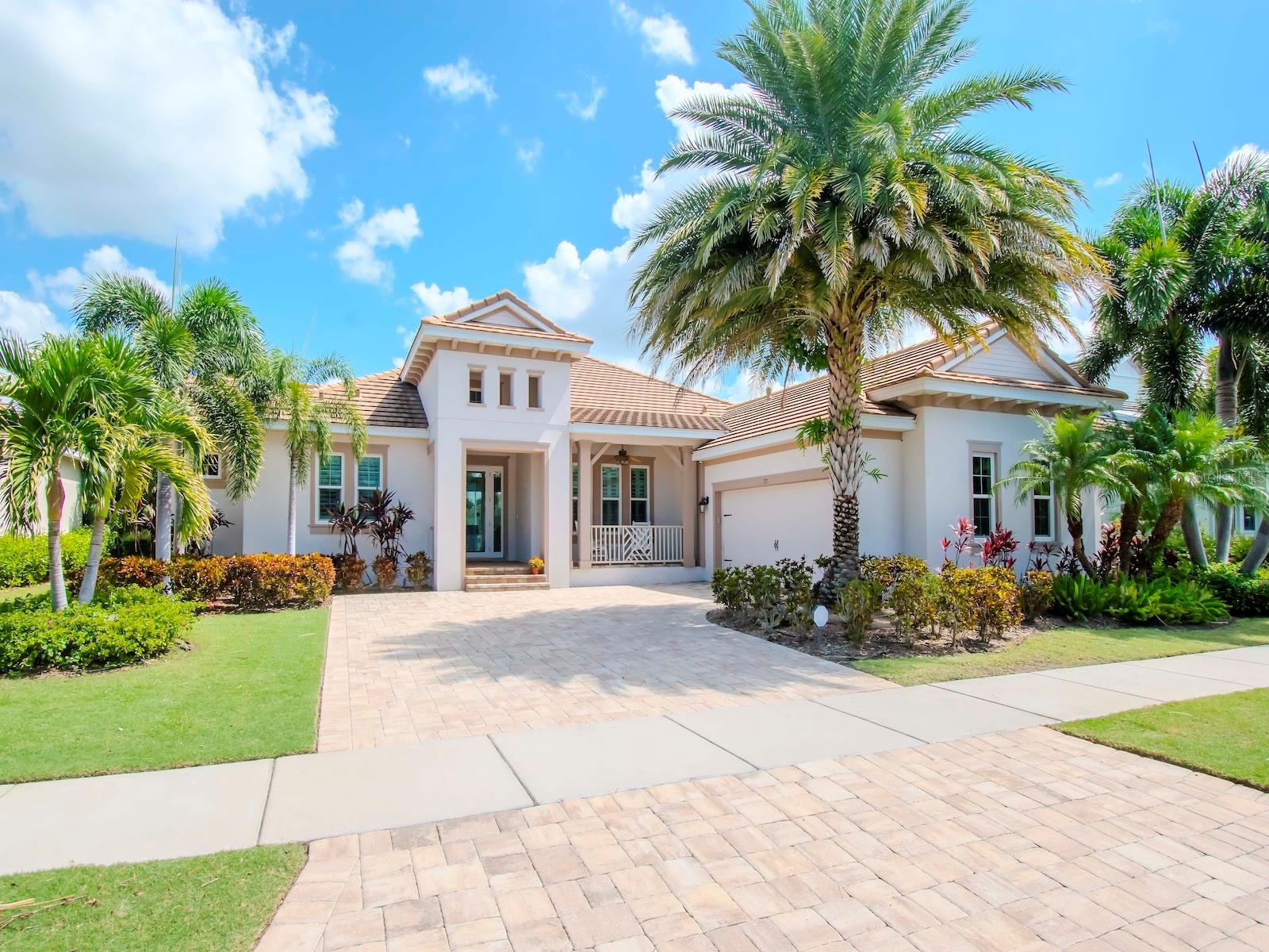 Photo of 717 MANNS HARBOR DRIVE APOLLO BEACH FL 33572