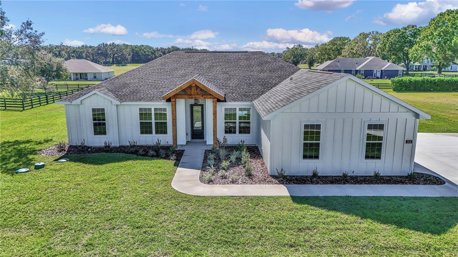 Photo of 1916 NW 80TH STREET OCALA FL 34475